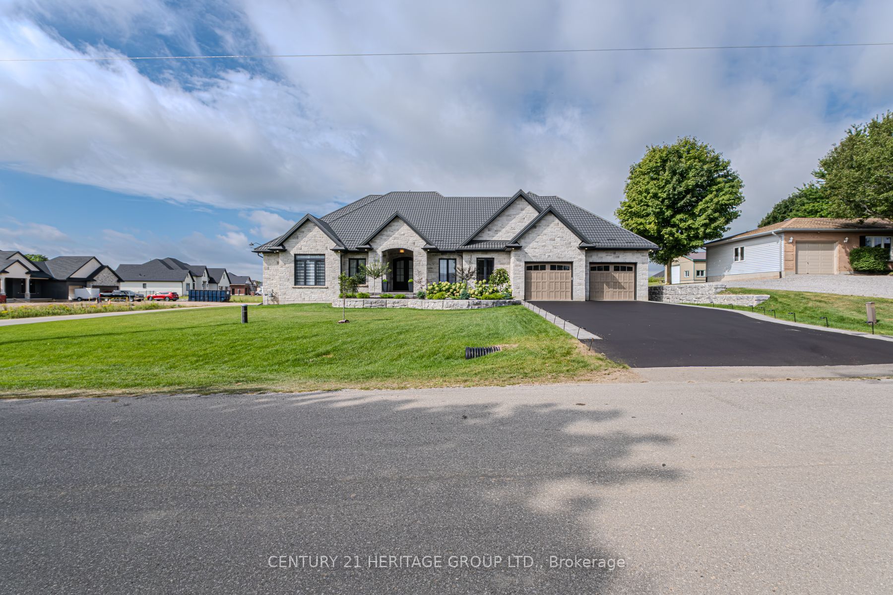 18 Bannister Street, Brant, ON N0E 1L0