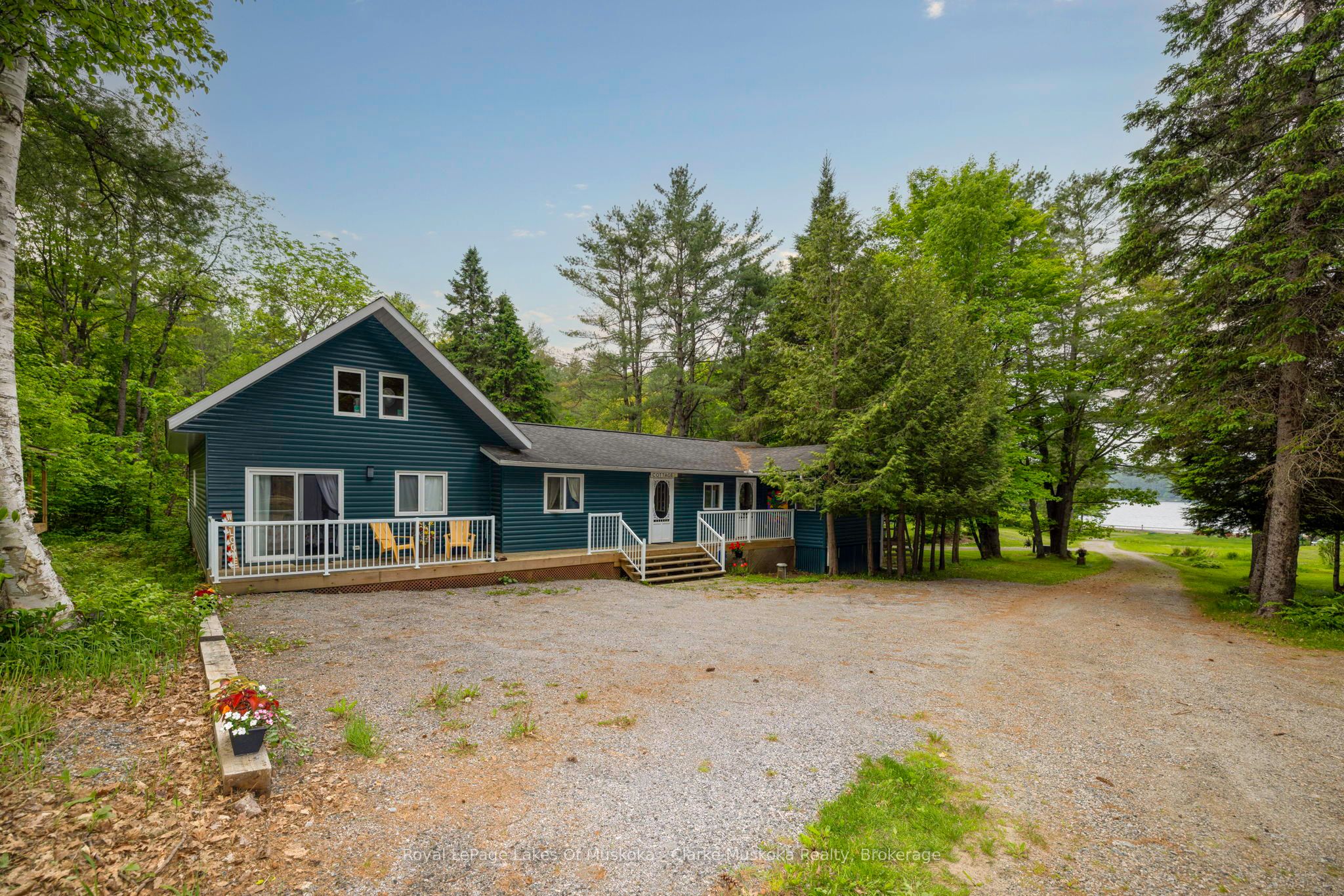 3998 Highway 141 12, Muskoka Lakes, ON P0C 1J0 photo 2