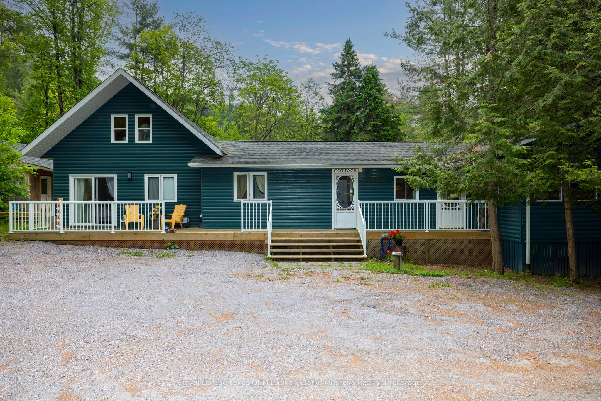3998 Highway 141 12, Muskoka Lakes, ON P0C 1J0 photo 3