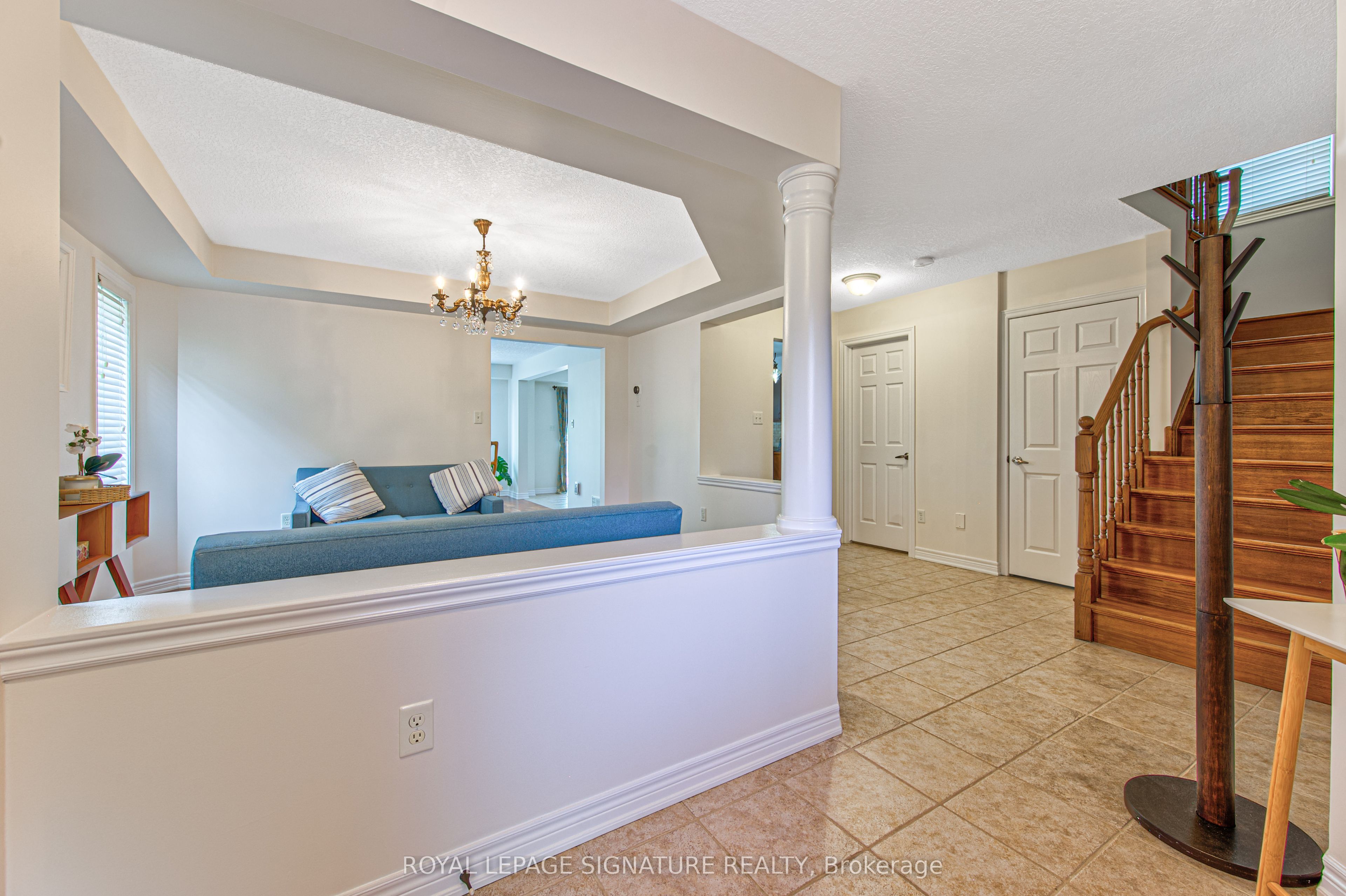 270 Springvalley Crescent, Hamilton, ON L9C 0B4 photo 5