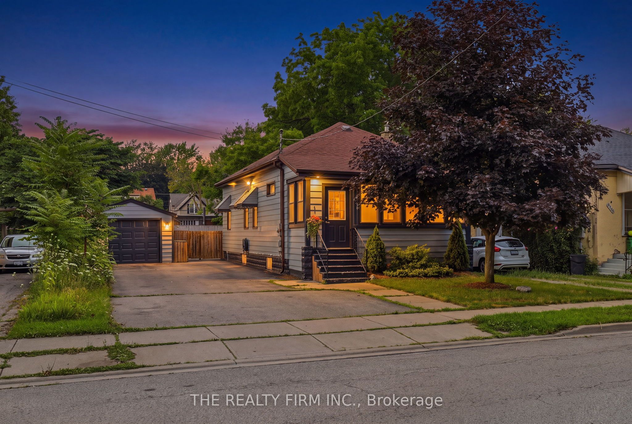 946 Lorne Avenue, London East, ON N5W 3L1