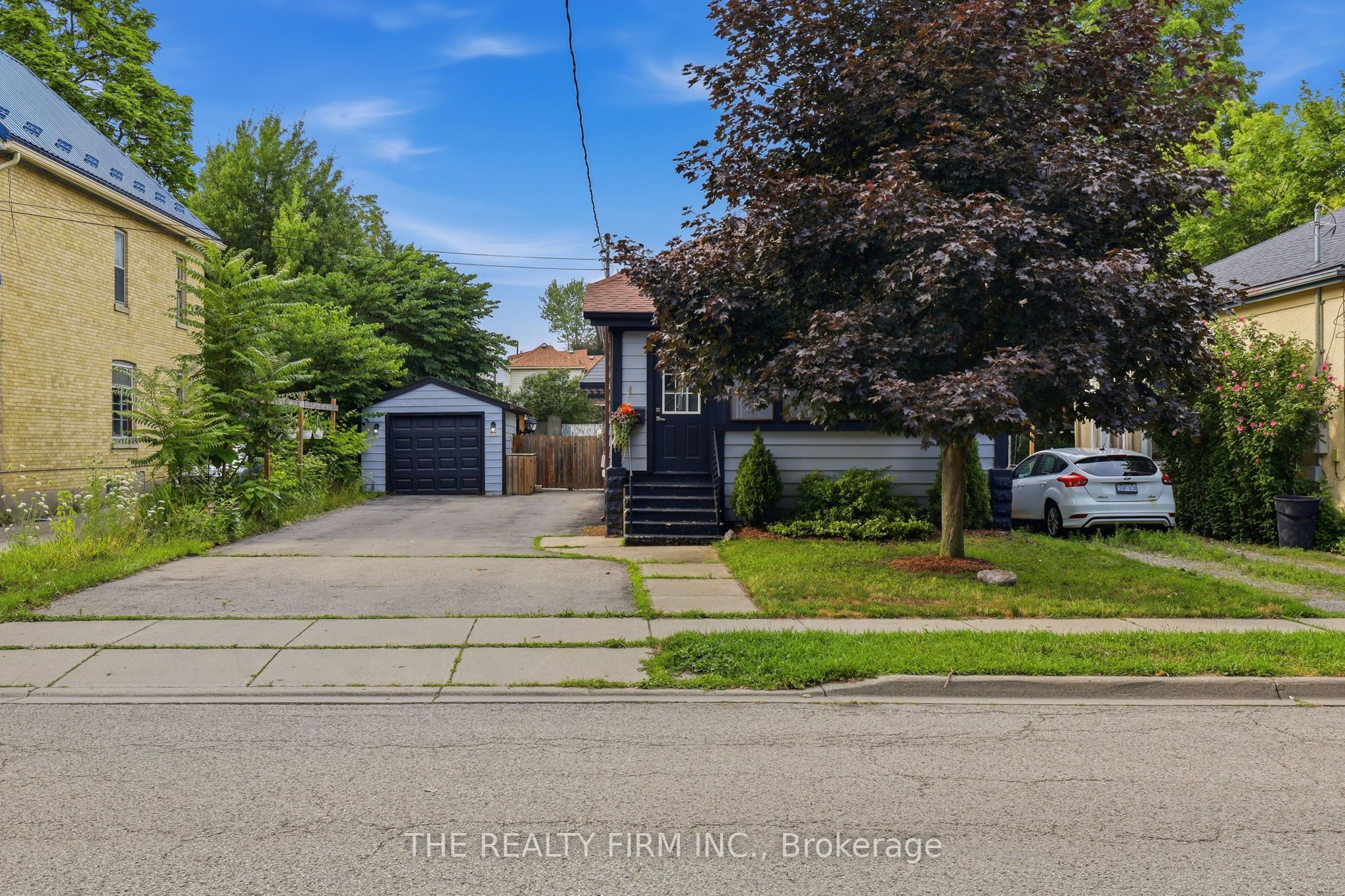 946 Lorne Avenue, London East, ON N5W 3L1 photo 2