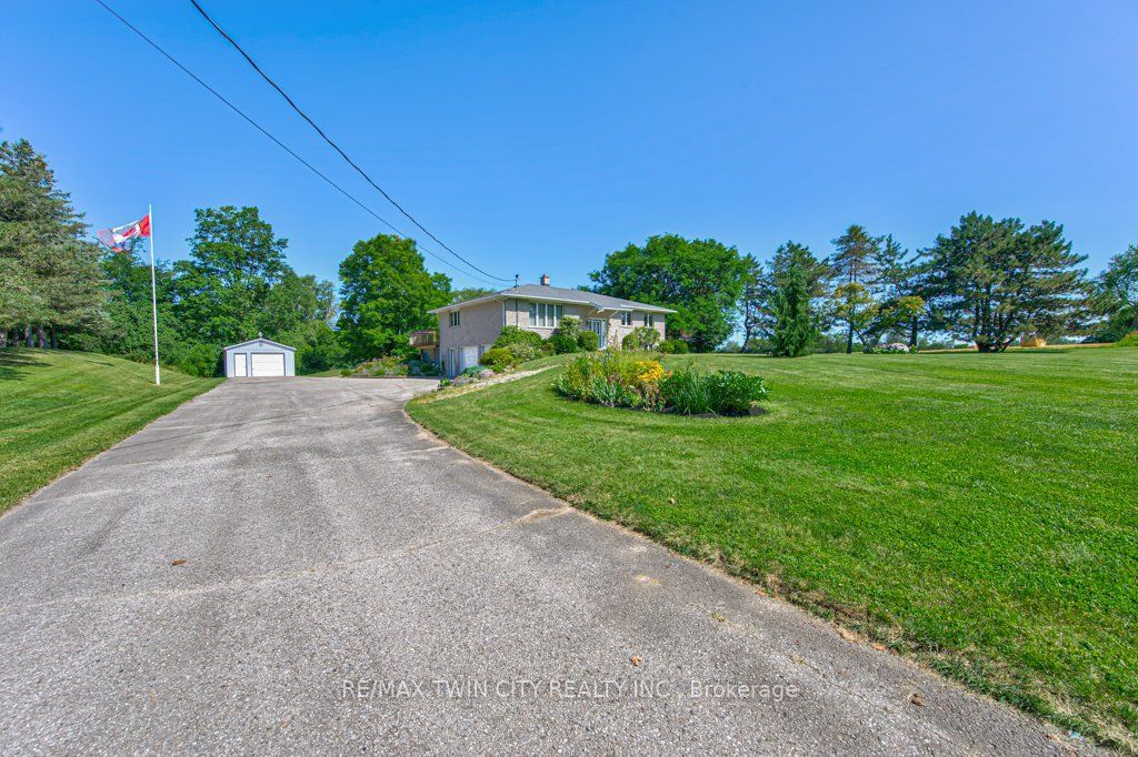 7316 Wellington Road 30 Road, Guelph/Eramosa, ON N1H 6J2 photo 2