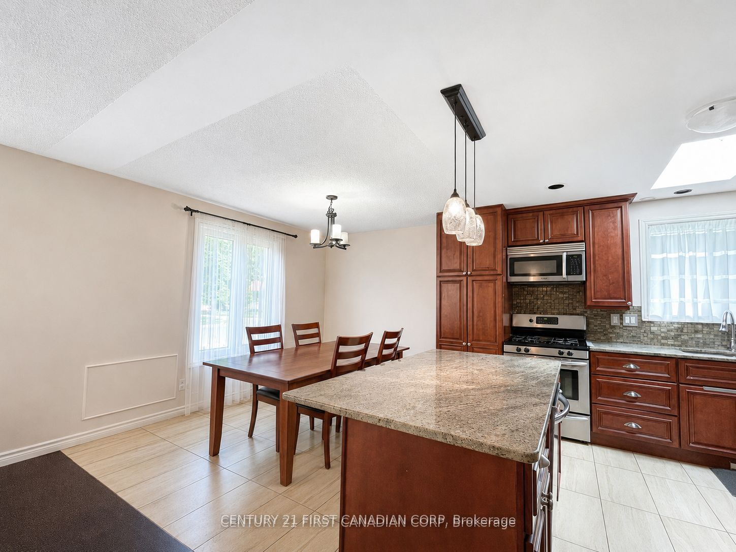 1341 Aldersbrook Road, London North, ON N6G 3J1 photo 5