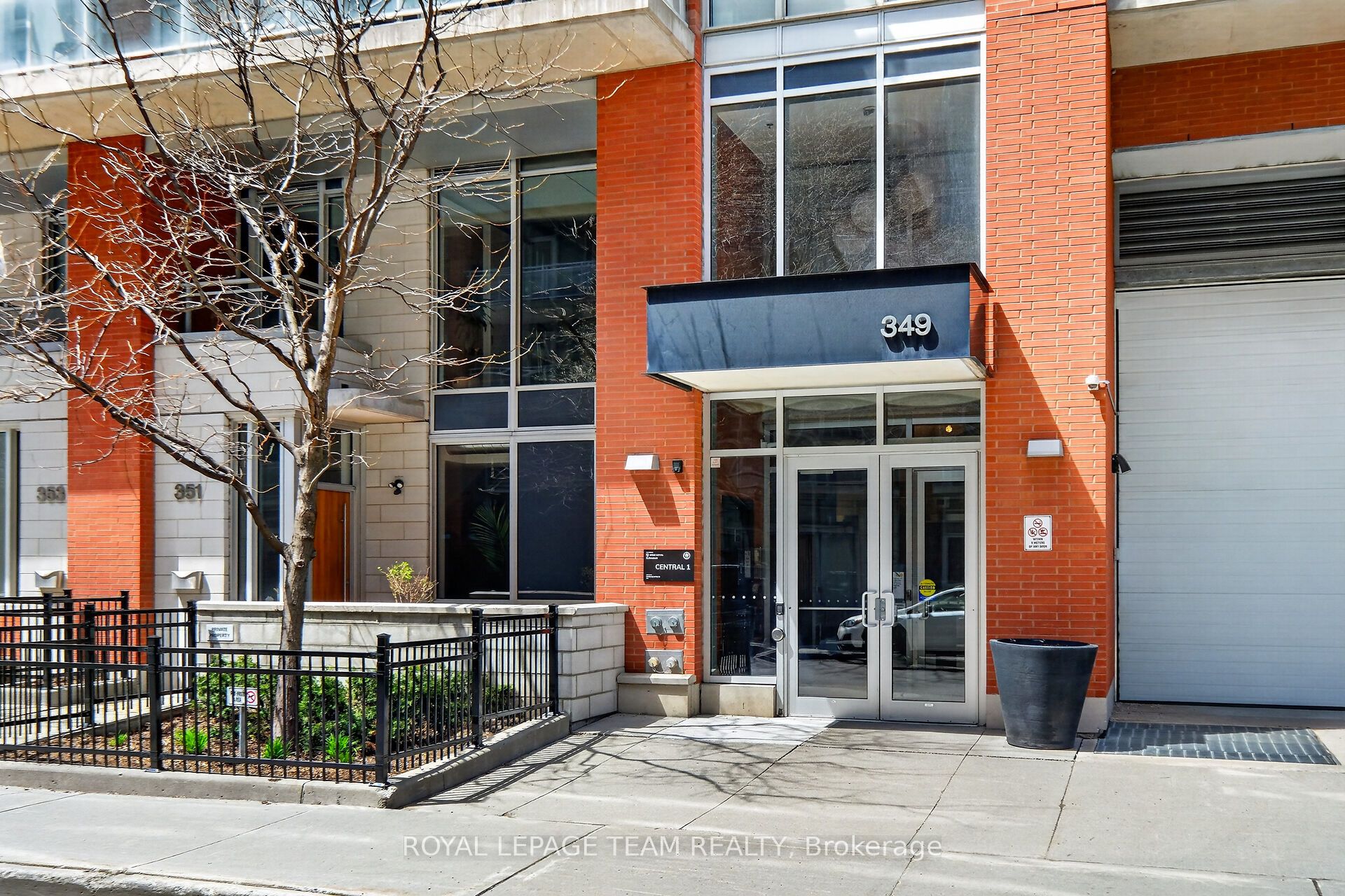 349 McLeod Street 421, Ottawa Centre, ON K2P 0S1 photo 3