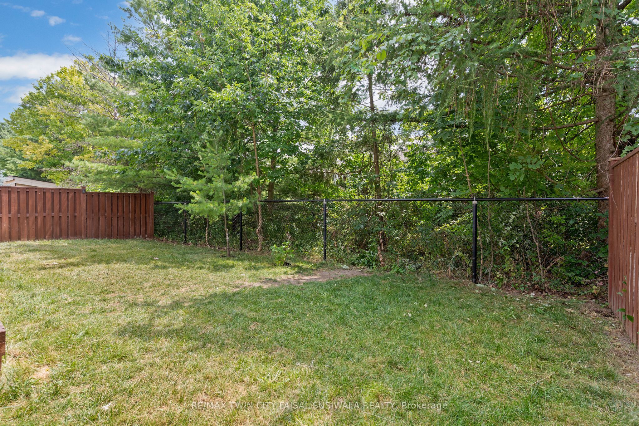 170 Garth Massey Drive, Cambridge, ON N1T 2G4 photo 4