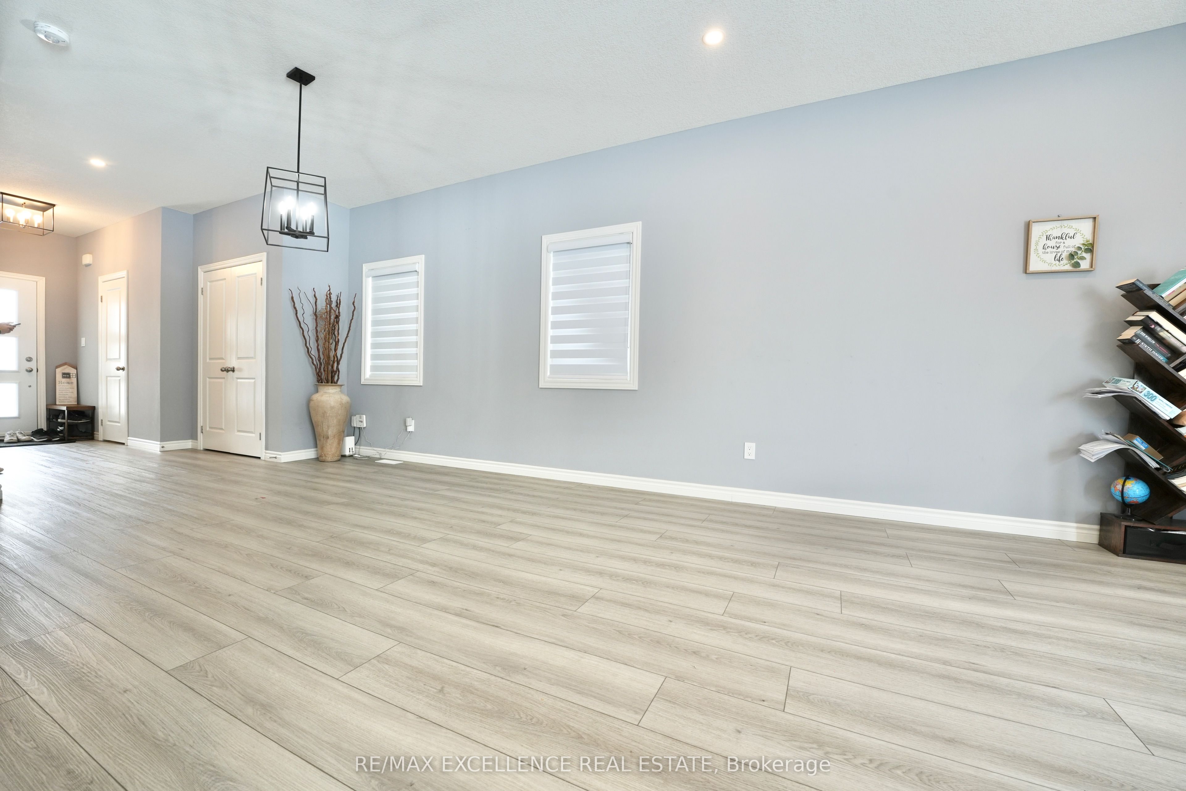 130 BYERS Street, London South, ON N6L 0J3 photo 3