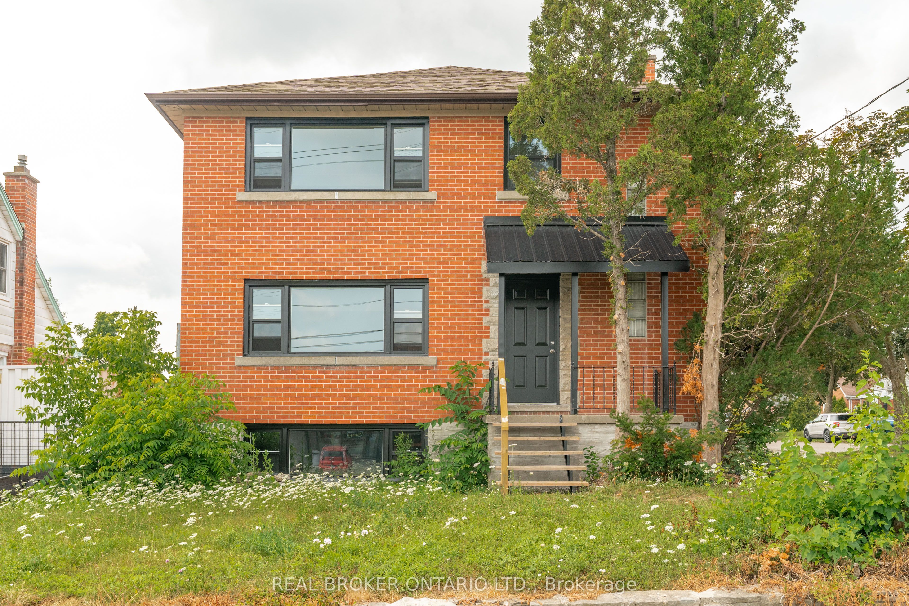 293 Highland Road E C, Kitchener, ON N2M 3W6