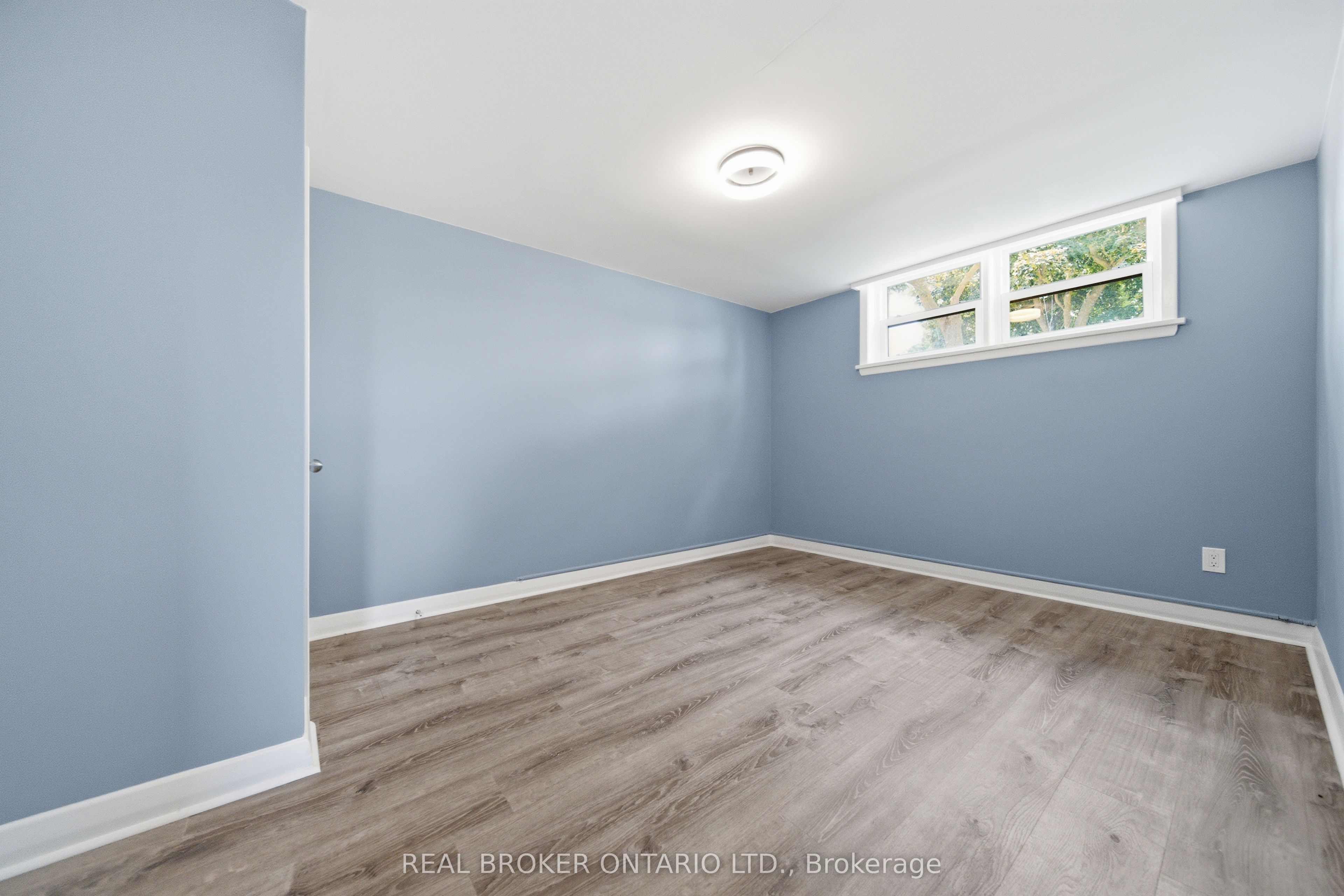 293 Highland Road E C, Kitchener, ON N2M 3W6 photo 4