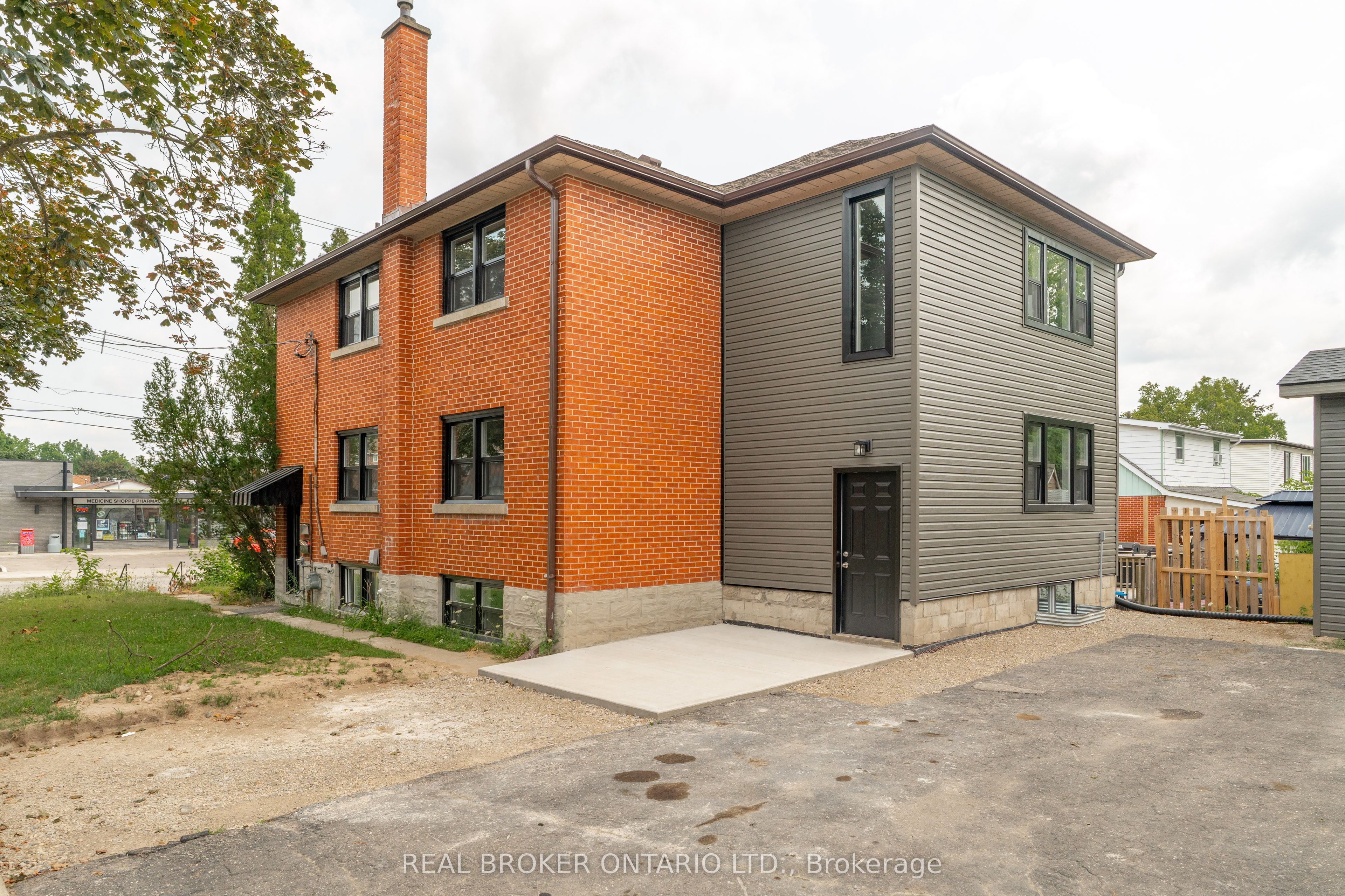 293 Highland Road E A, Kitchener, ON N2M 3W6