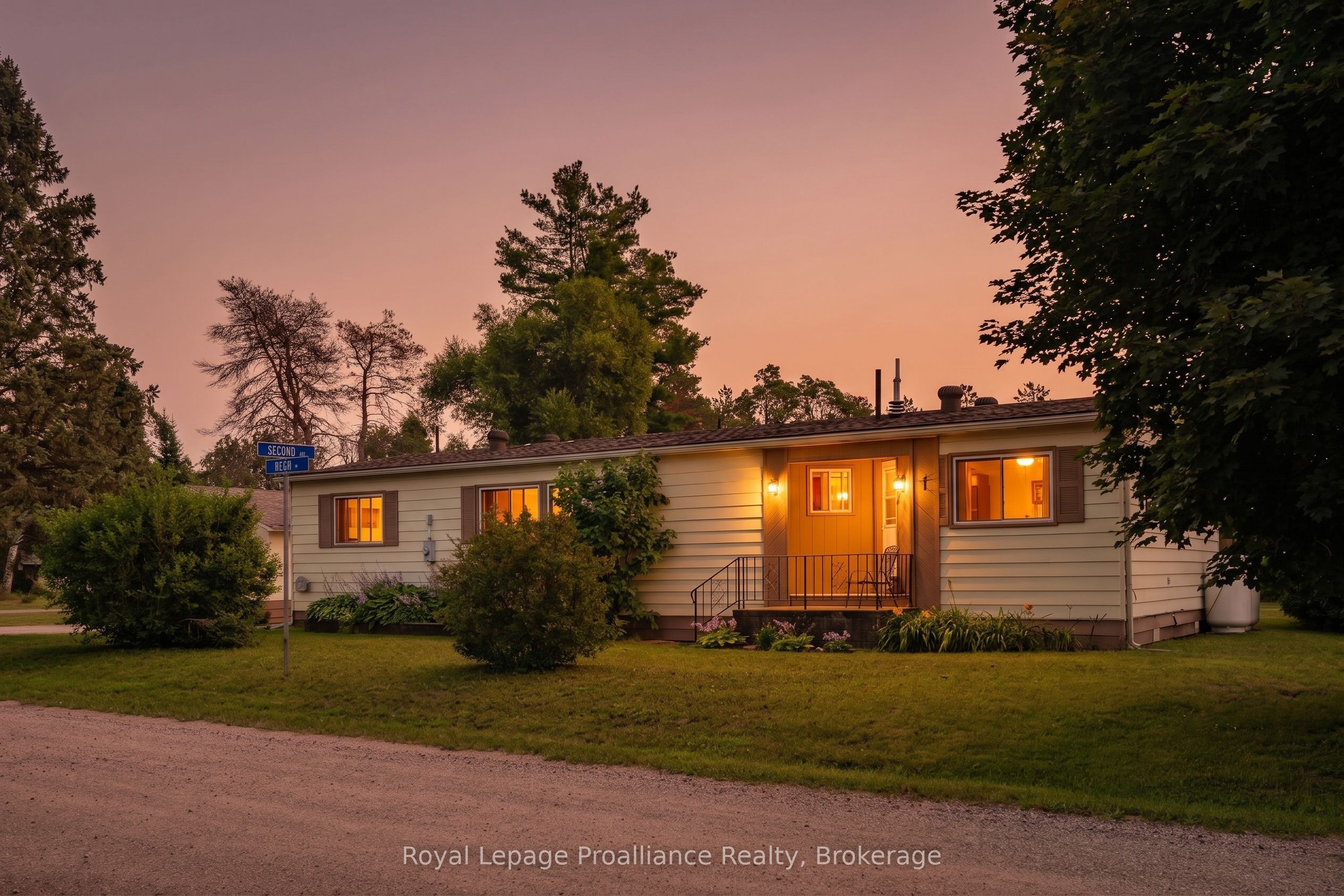 1064 Eighth Lane, Minden Hills, ON K0M 2K0