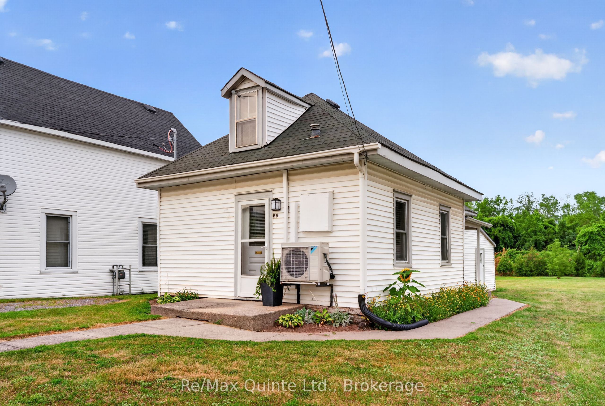 55 S George Street, Belleville, ON K8N 3G7