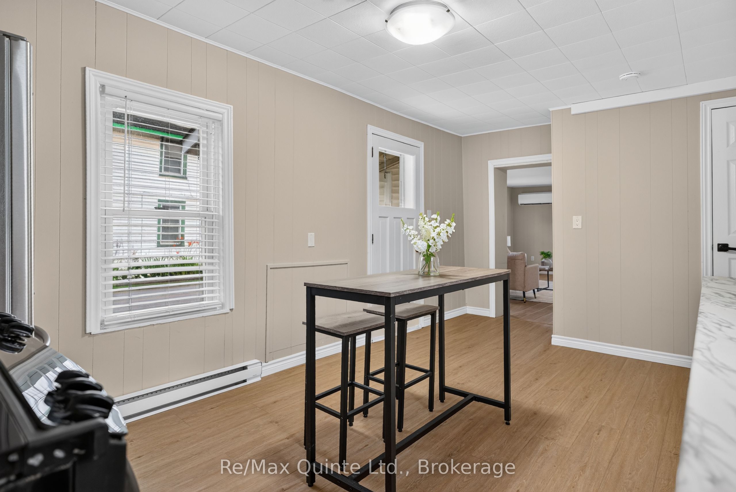 55 S George Street, Belleville, ON K8N 3G7 photo 4