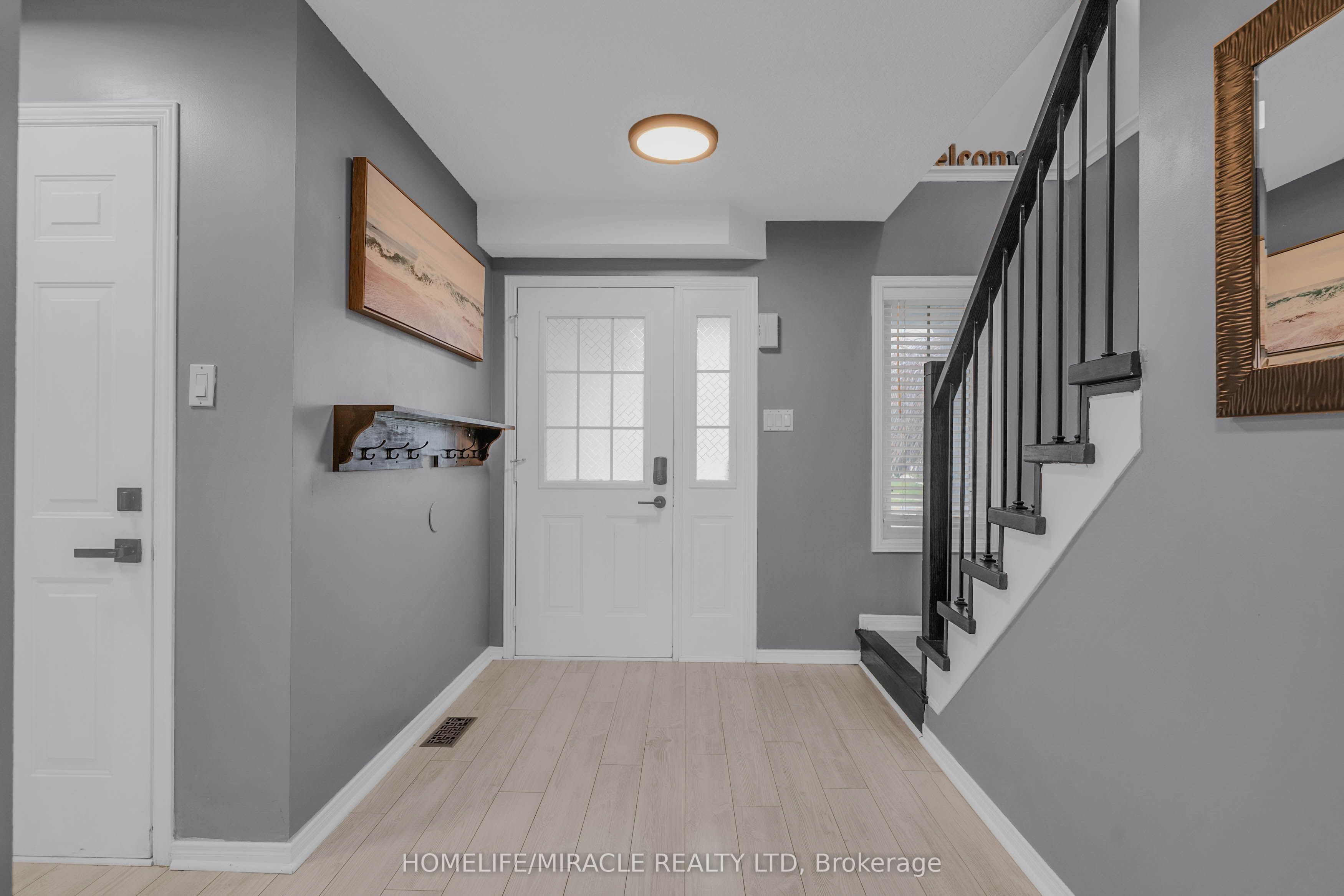 572 Simon Street, Shelburne, ON L9V 3P6 photo 2