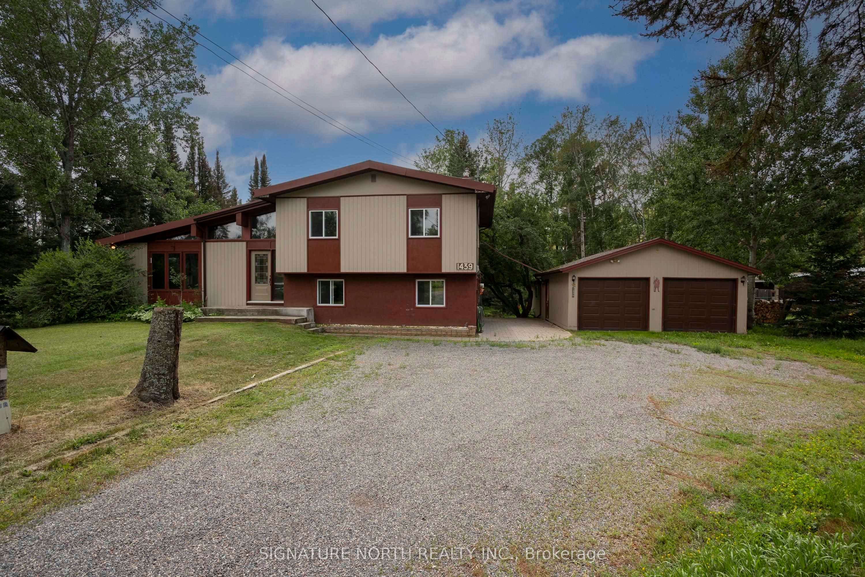 1439 Louis Street, Thunder Bay, ON P7G 1J6