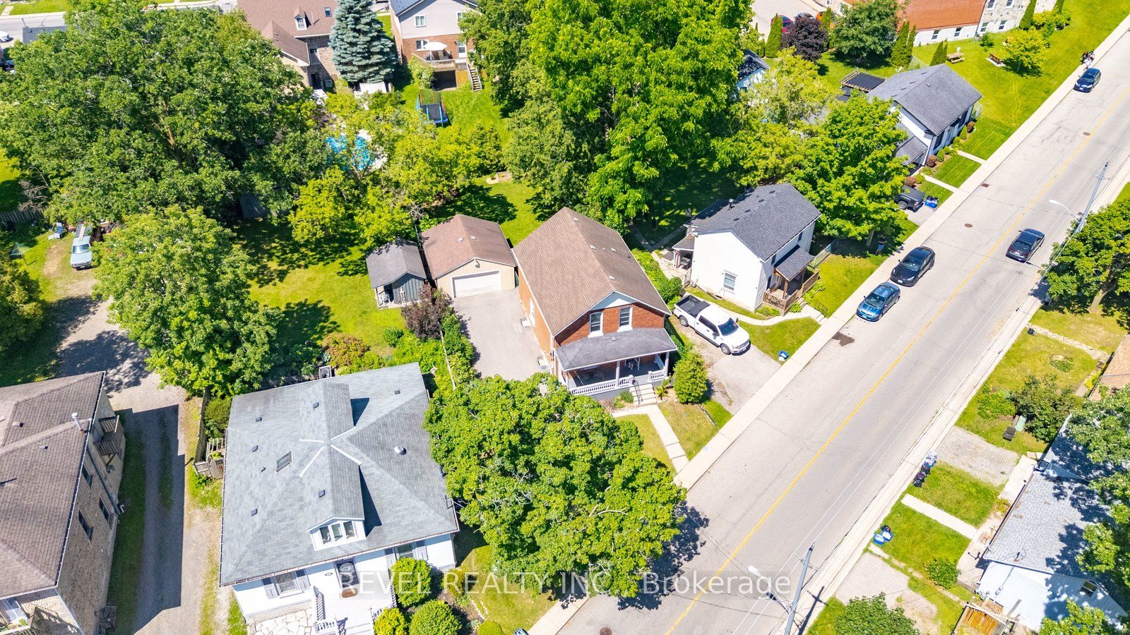 73 Grand River Street S, Brant, ON N3L 2B5 photo 3