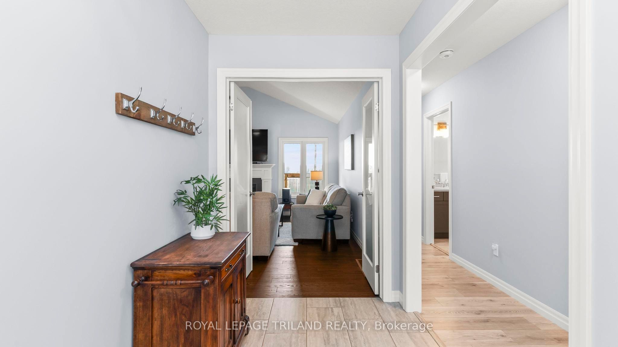 8 MELROSE Court, St. Thomas, ON N5R 0J4 photo 5