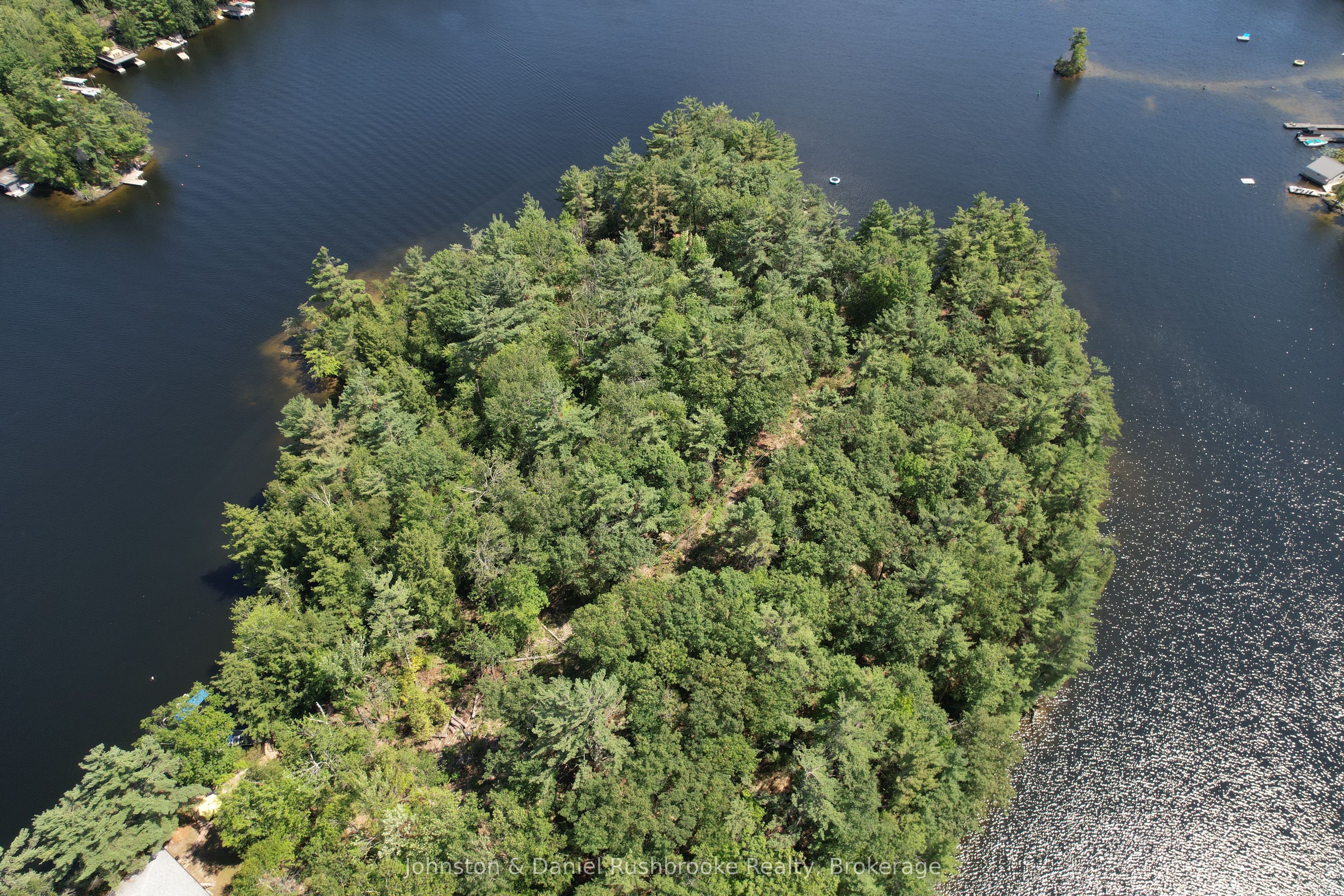 2 Island 24LM (Denison), Gravenhurst, ON P1P 1R2 photo 2