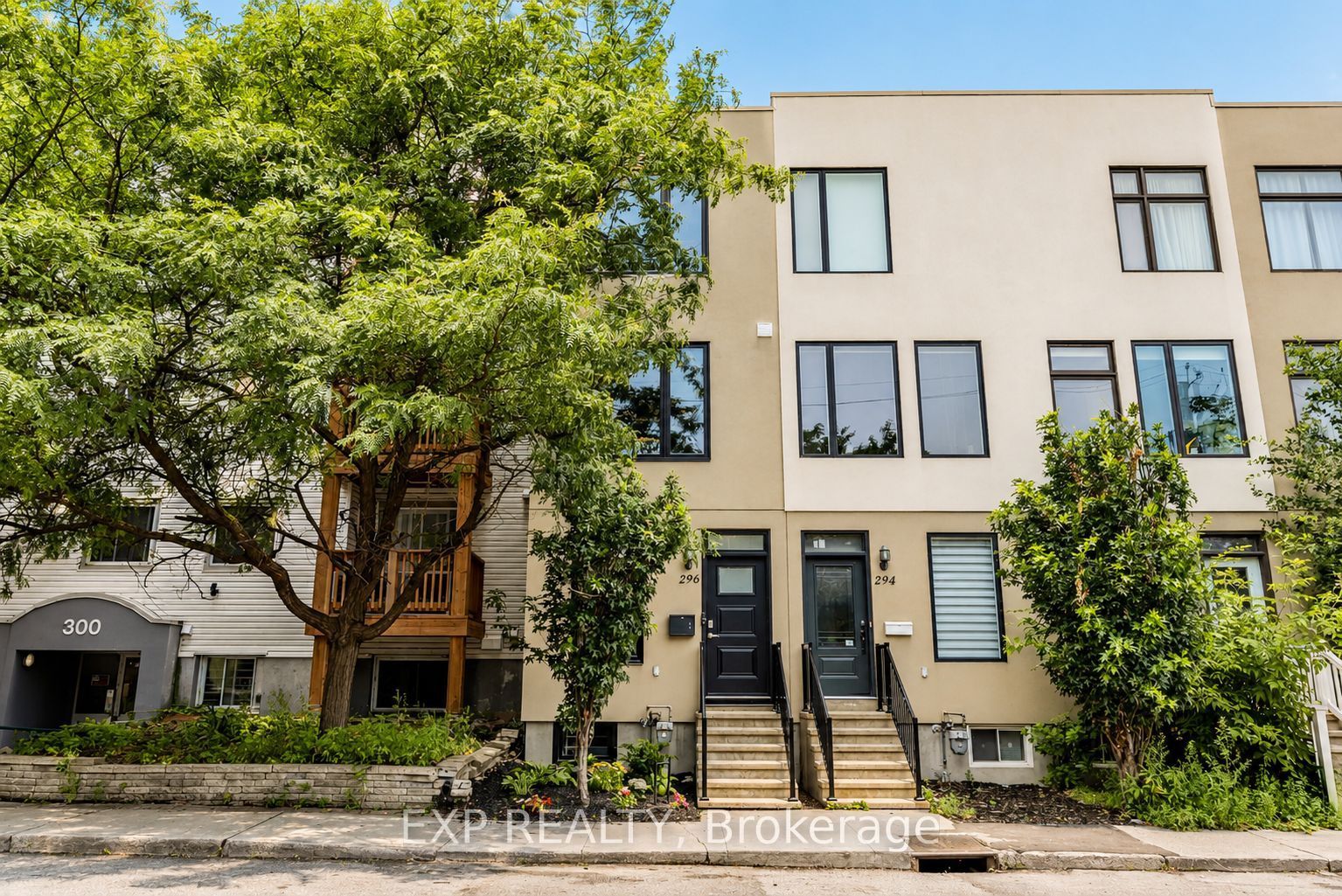 296 Cambridge Street N, West Centre Town, ON K1R 0B4 photo 2