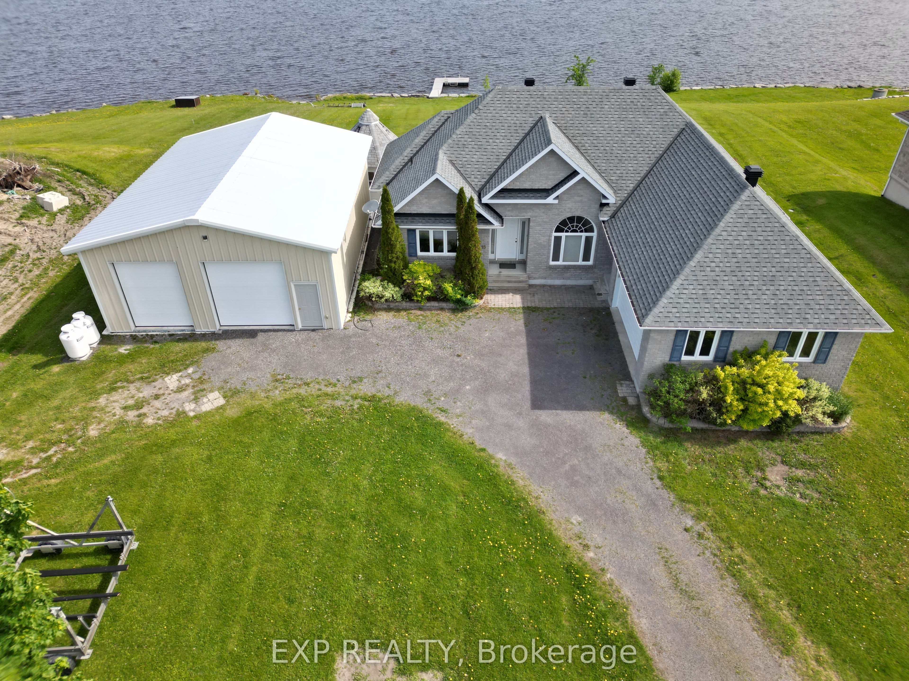 15 Rue Haute Rive Street, Alfred and Plantagenet, ON K0B 1J0 photo 2