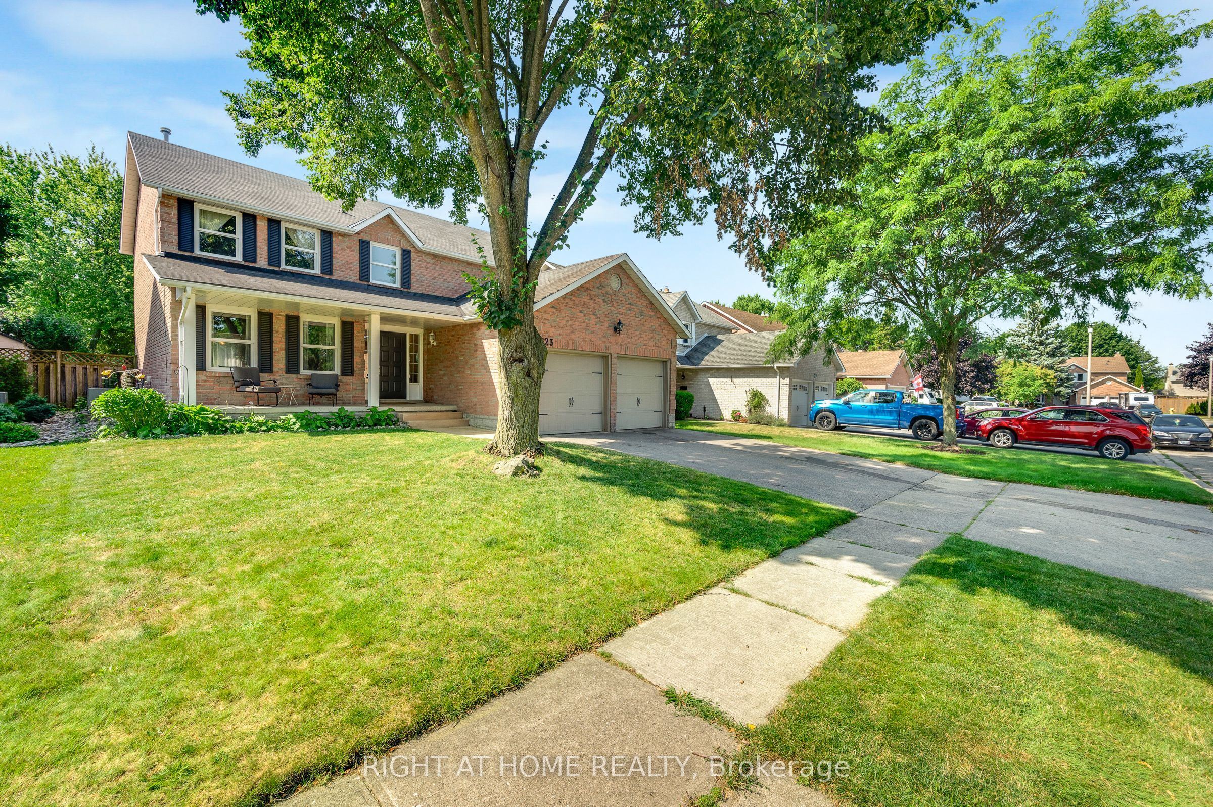 123 Benn Drive, Cambridge, ON N1T 1E7 photo 2
