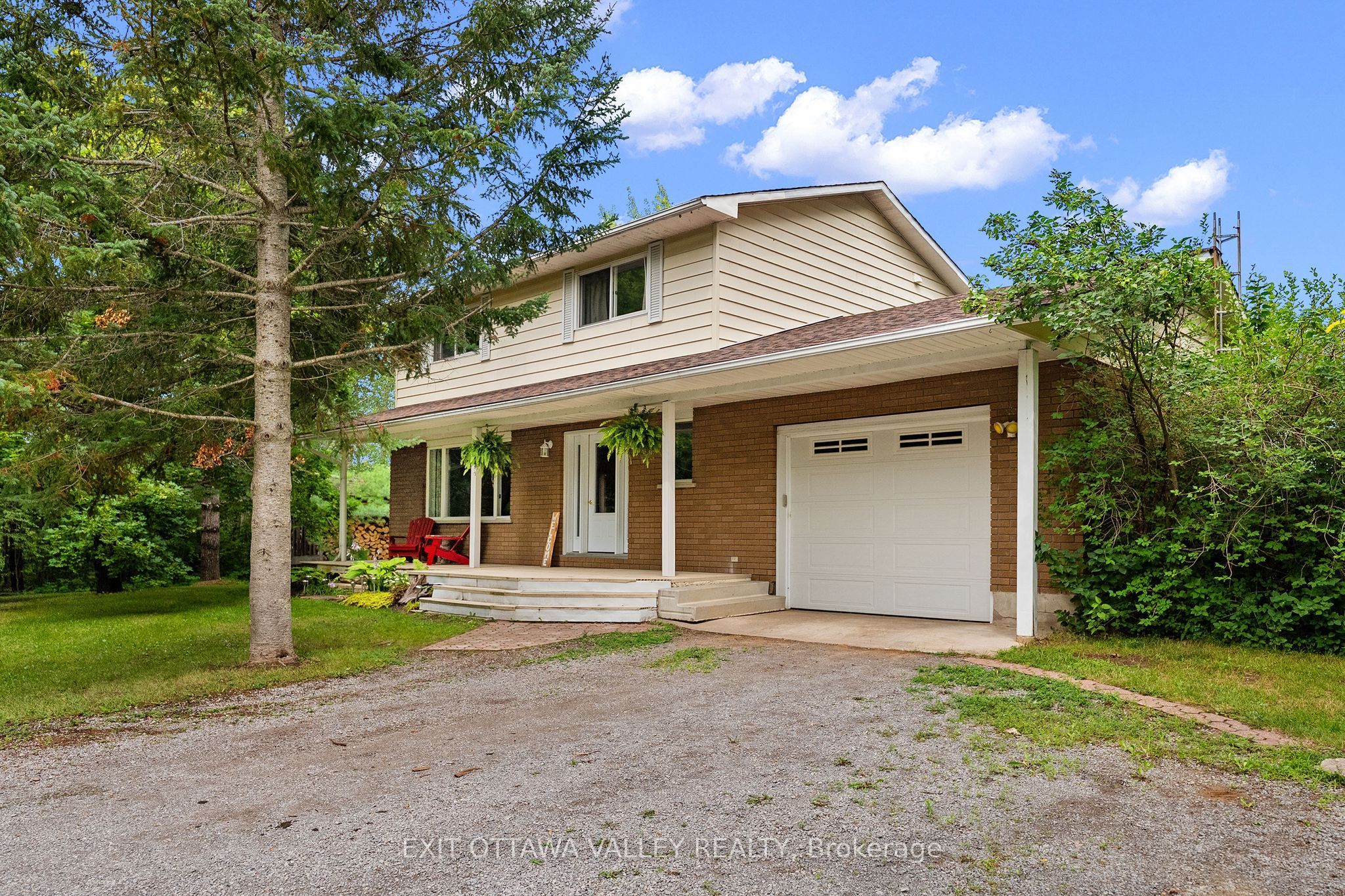 1292 Green Lake Road, North Algona Wilberforce, ON K8A 6W5