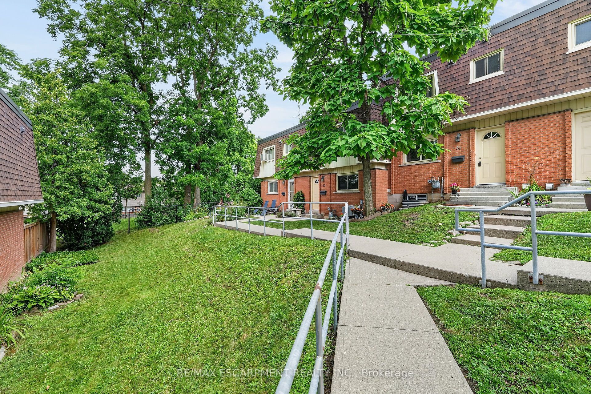 125 Bonaventure Drive 50, Hamilton, ON L9C 5Y9 photo 3