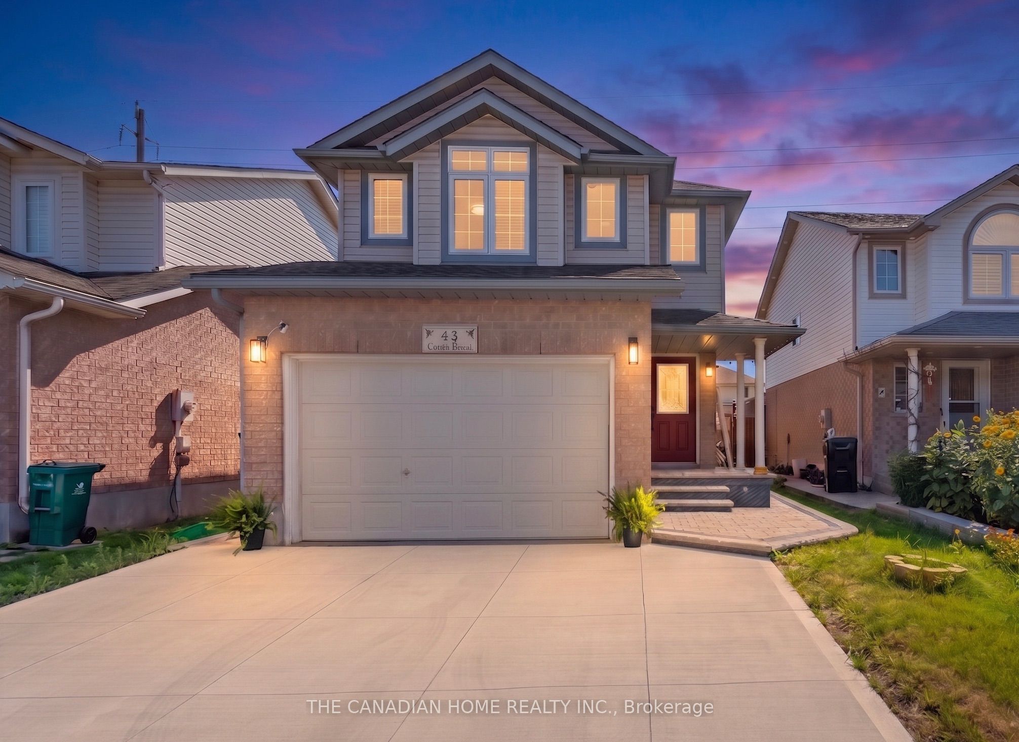 43 Cotton Grass St Street, Kitchener, ON N2E 3T7 photo 2