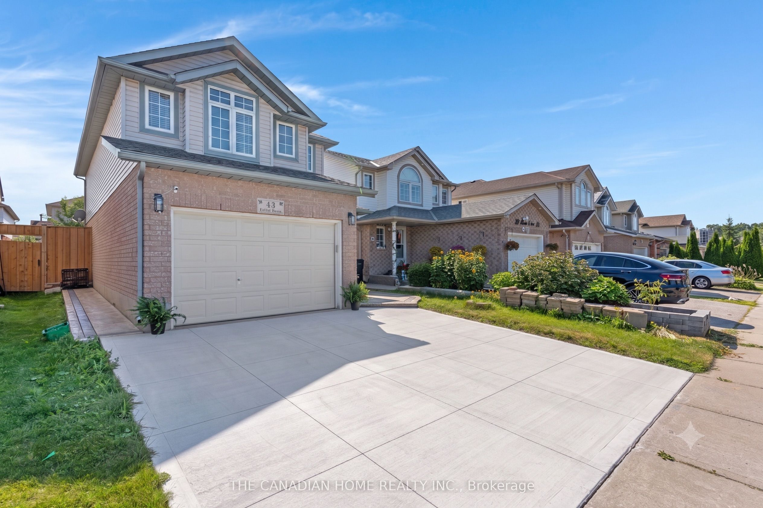 43 Cotton Grass St Street, Kitchener, ON N2E 3T7 photo 4