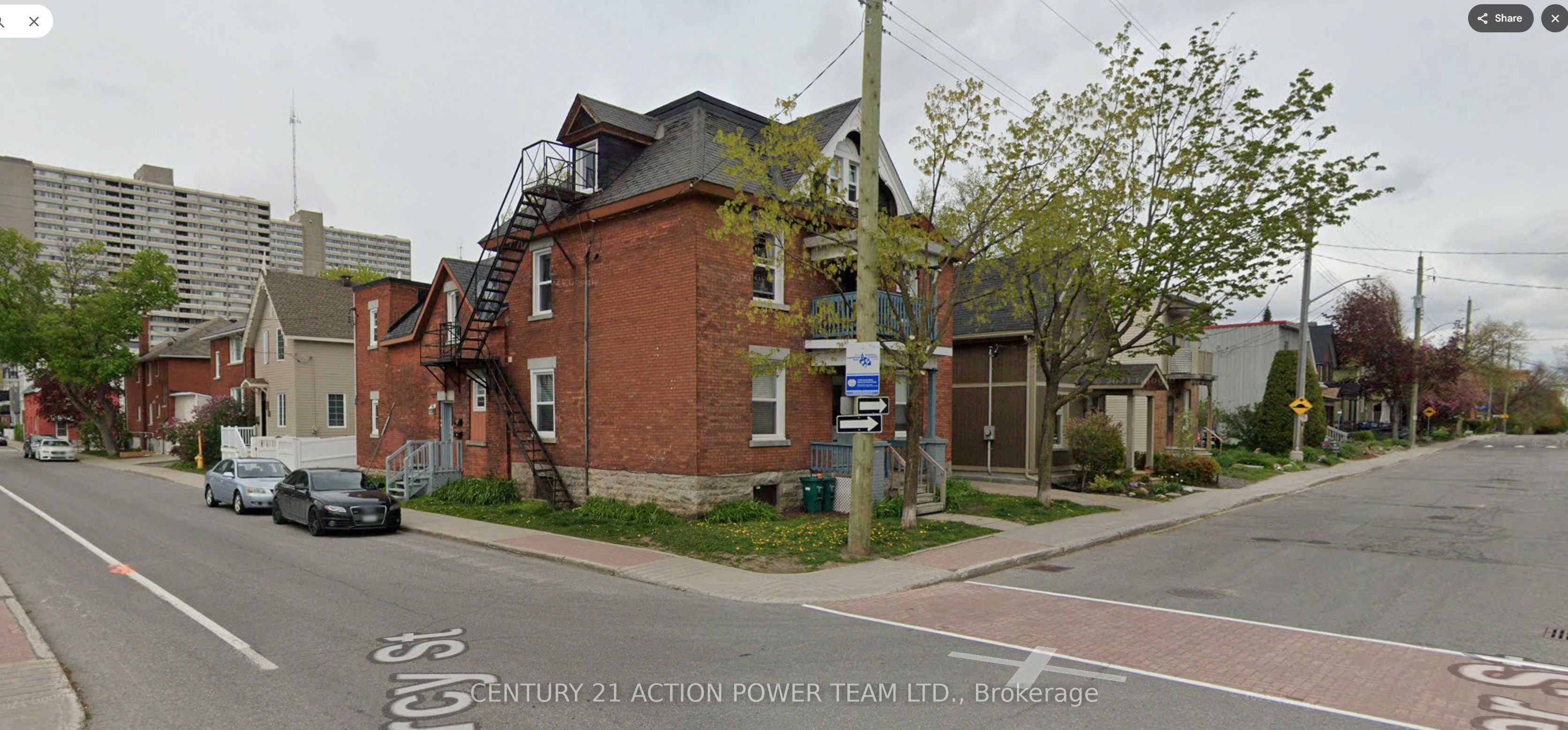 703 Cooper Street 1, Ottawa Centre, ON K1R 5J3
