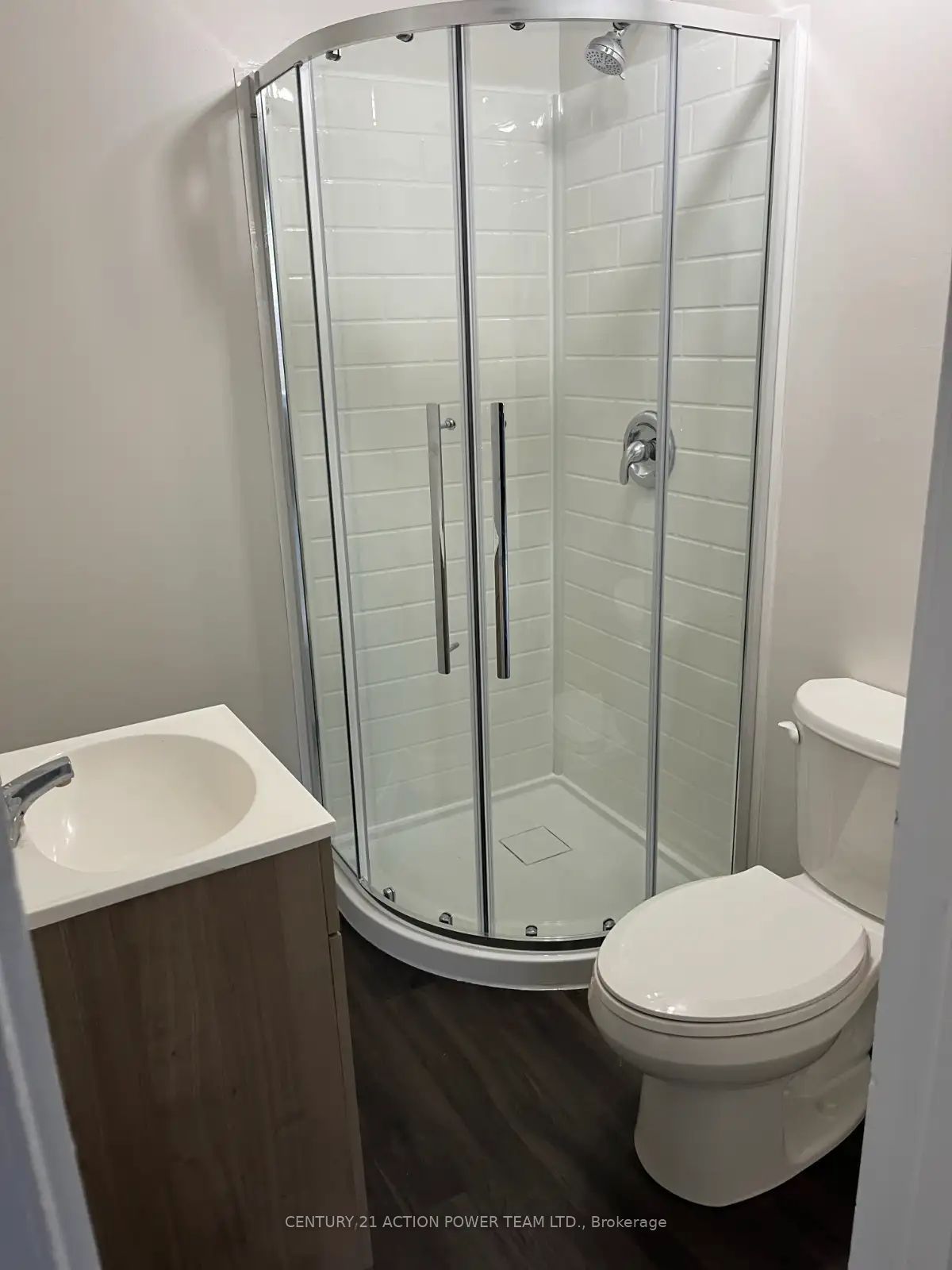 703 Cooper Street 1, Ottawa Centre, ON K1R 5J3 photo 4