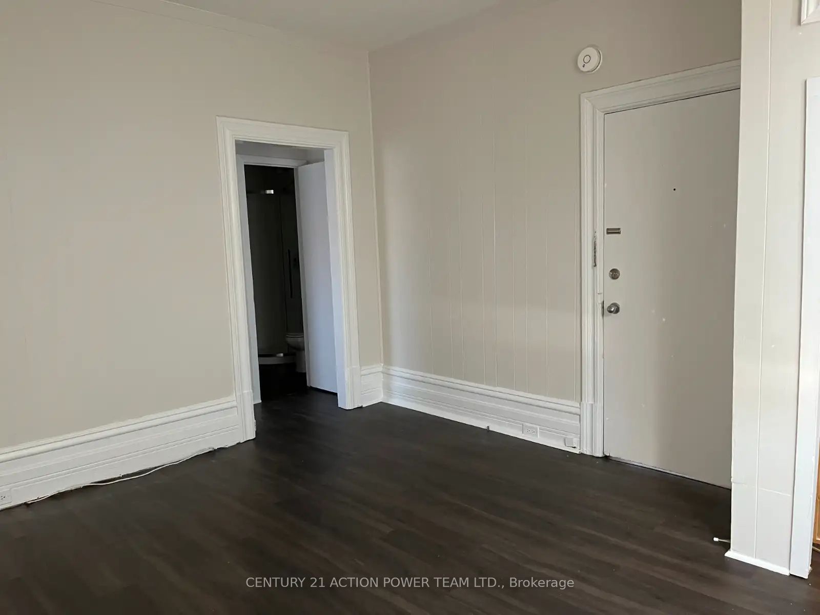 703 Cooper Street 1, Ottawa Centre, ON K1R 5J3 photo 5