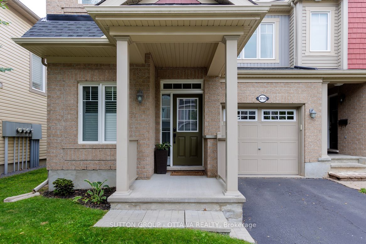 2719 Grand Canal Street, Barrhaven, ON K2J 0R9 photo 4