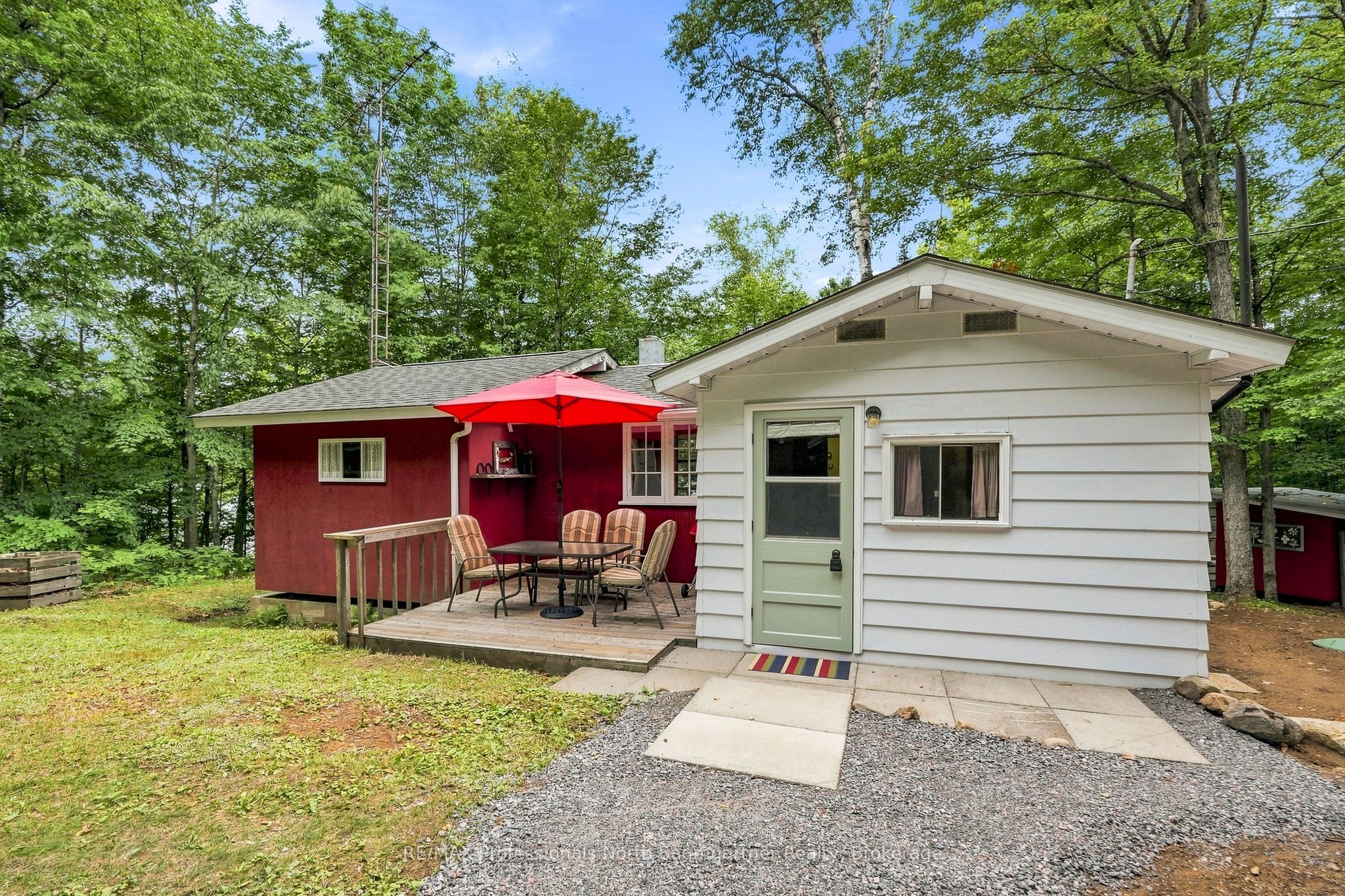 1075 Nanook Lane, Highlands East, ON K0M 1S0 photo 5