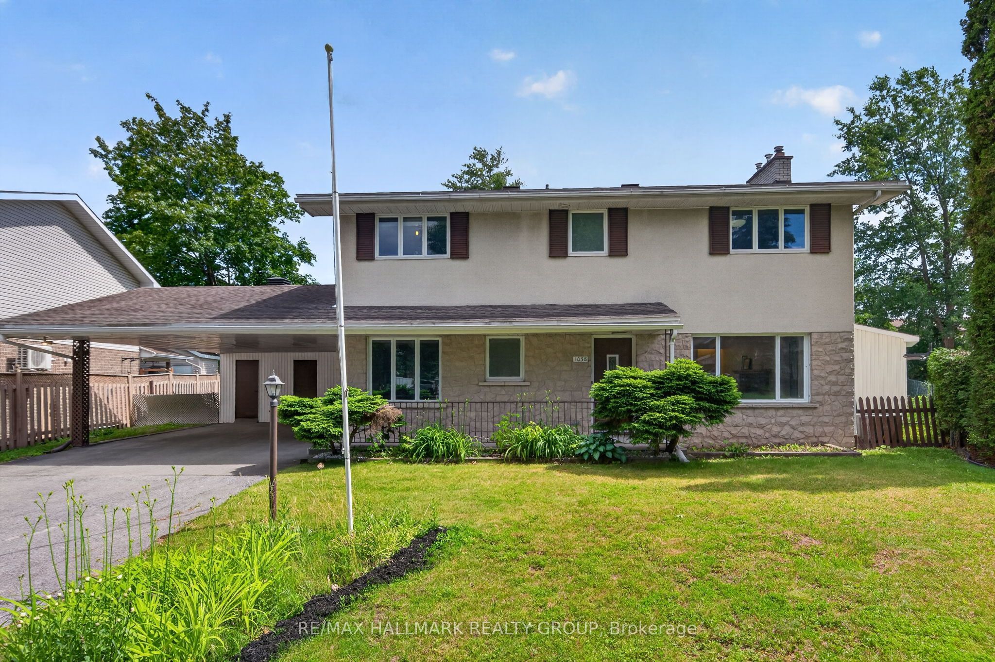 1038 Arnot Road, Mooneys Bay - Carleton Heights and Area, ON K2C 0H4