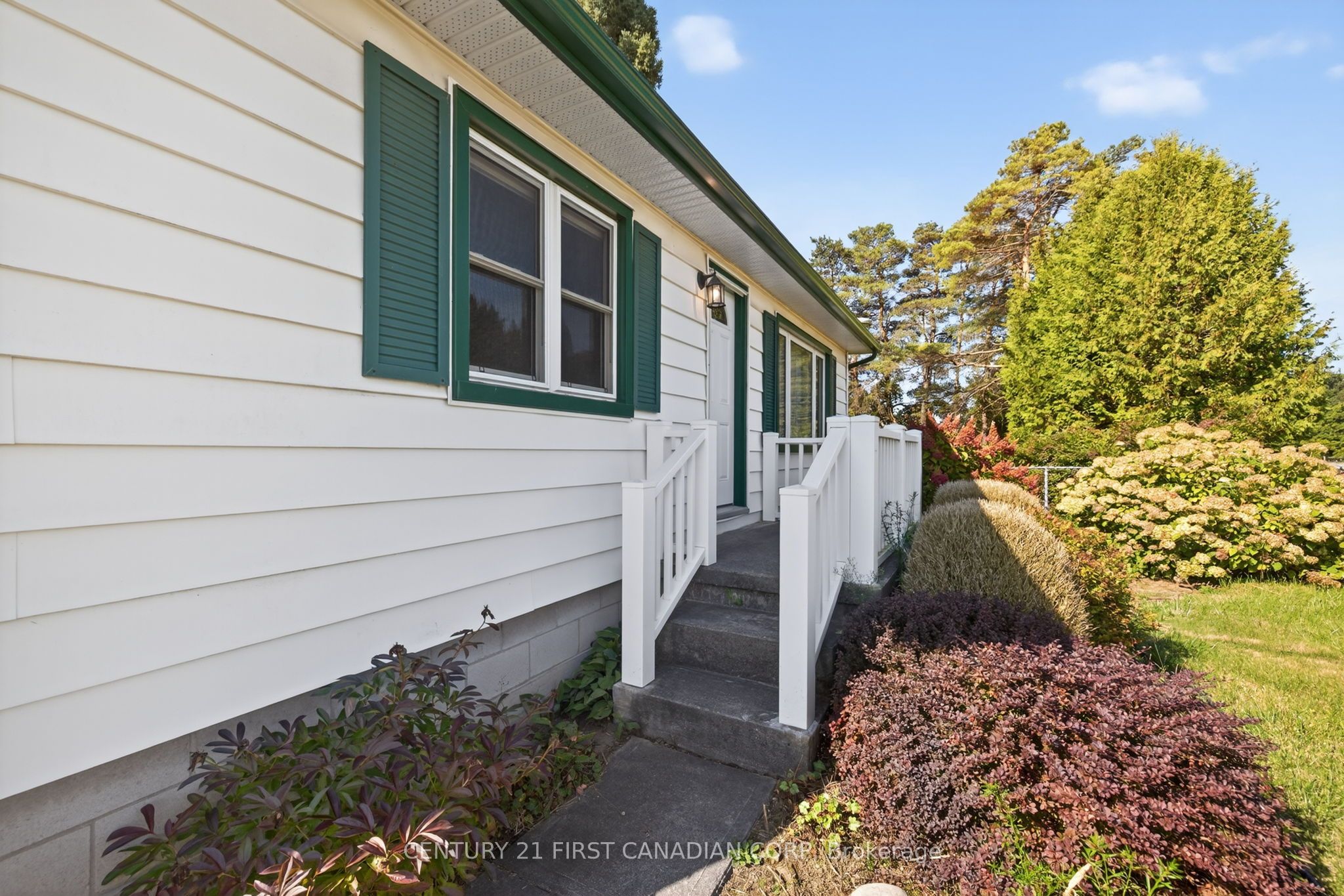 5147 Egremont Drive, Middlesex Centre, ON N0M 2A0 photo 3
