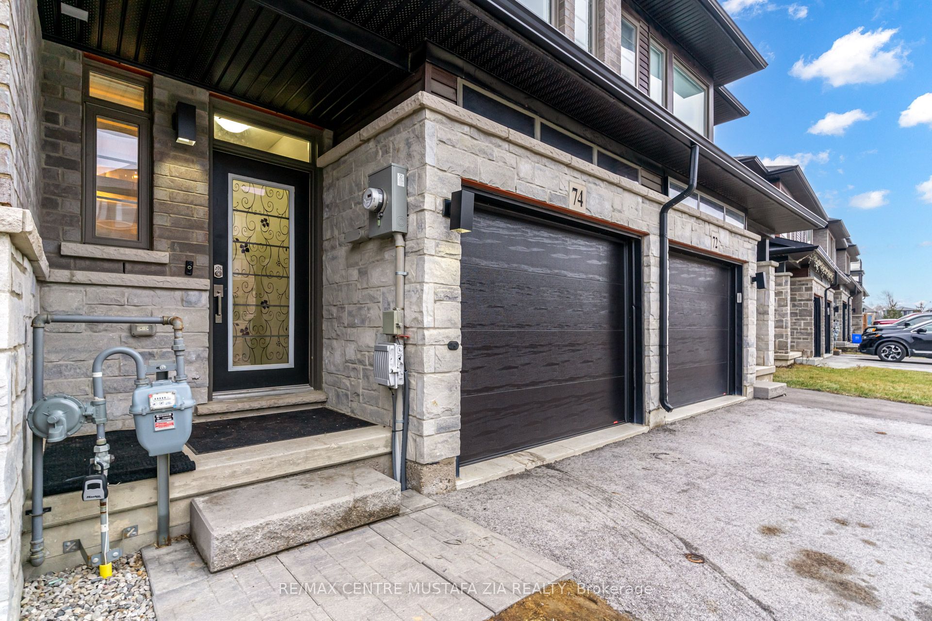 74 Soho Street, Hamilton, ON L8J 0L4 photo 4