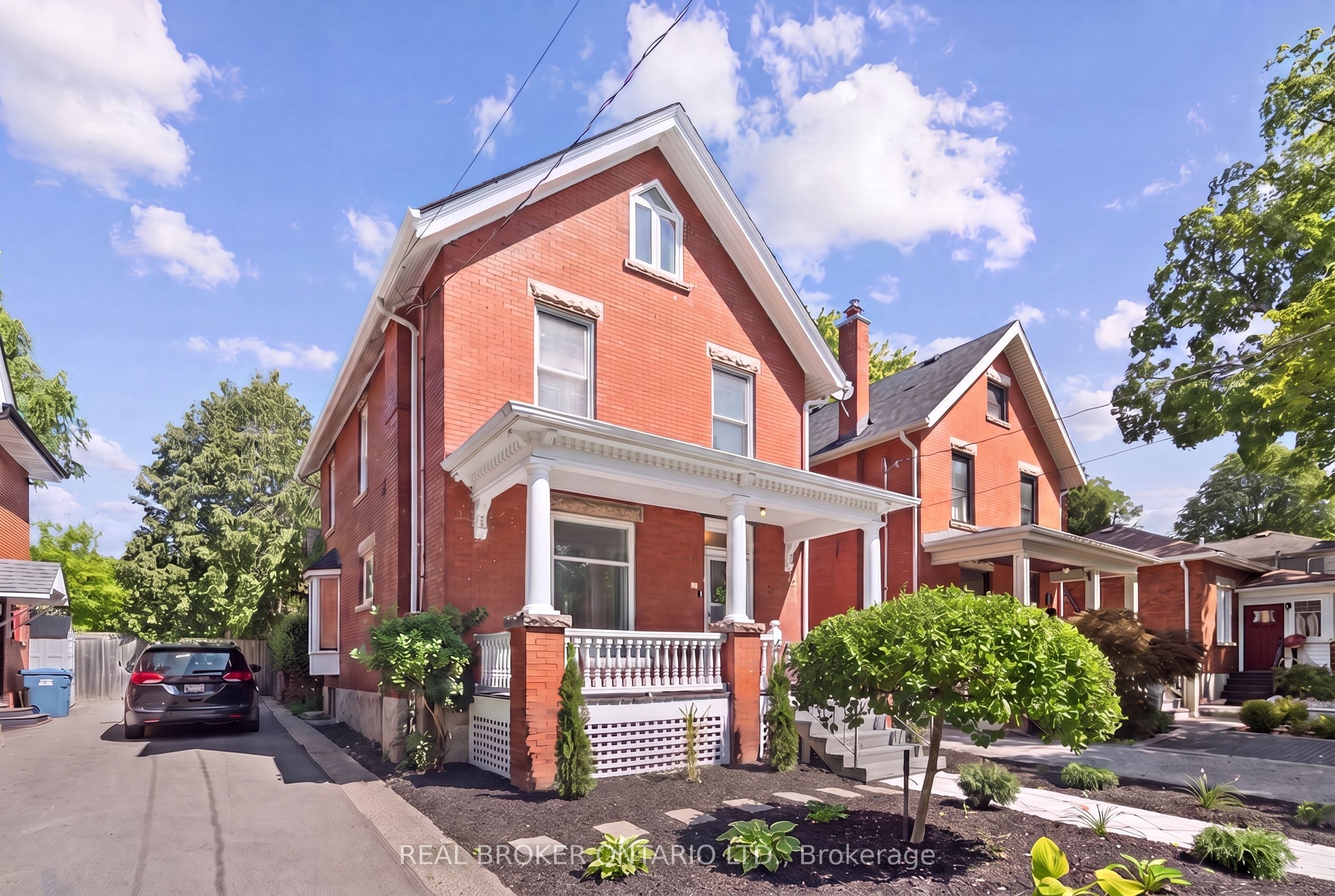 25 Suffolk Street W, Guelph, ON N1H 2H9 photo 4