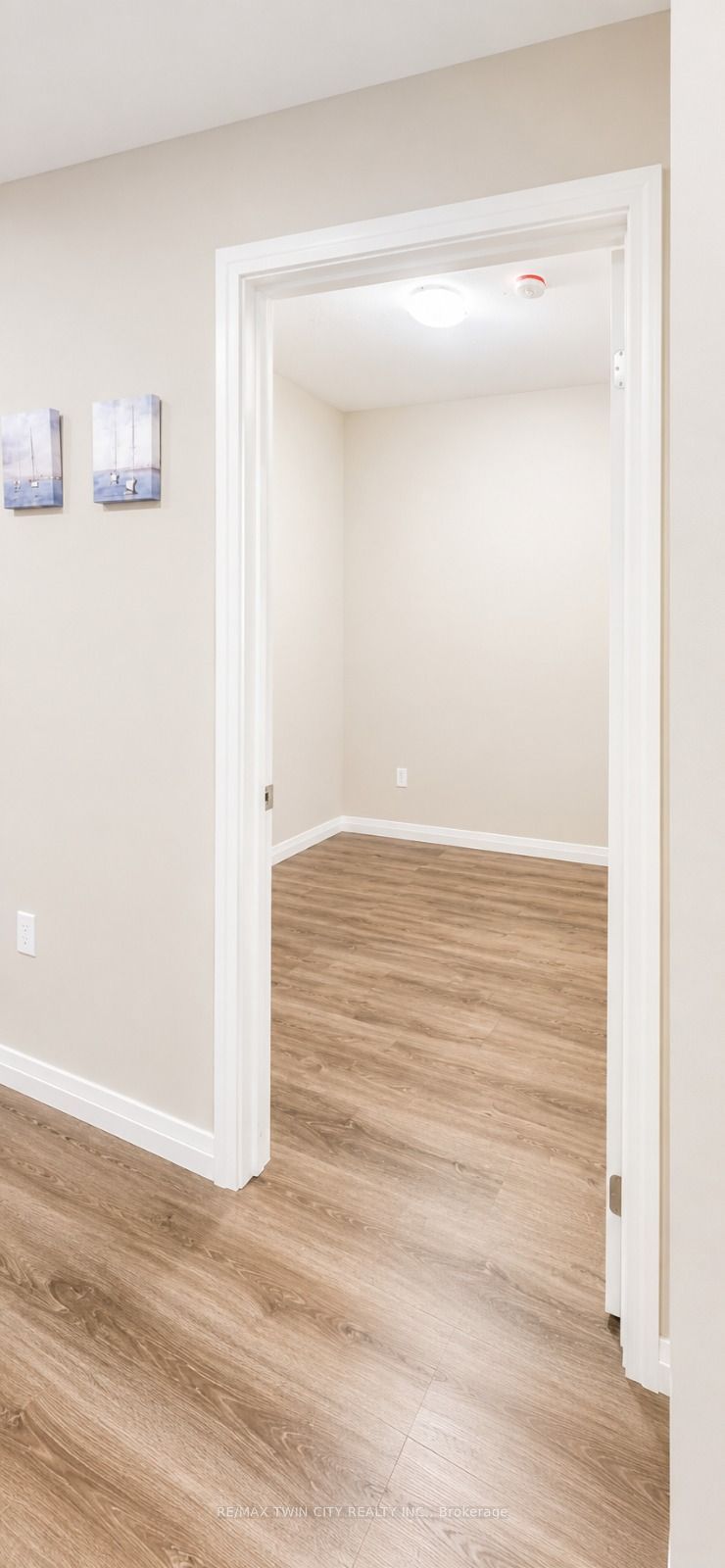 108 GARMENT Street 405, Kitchener, ON N2G 0E2 photo 5