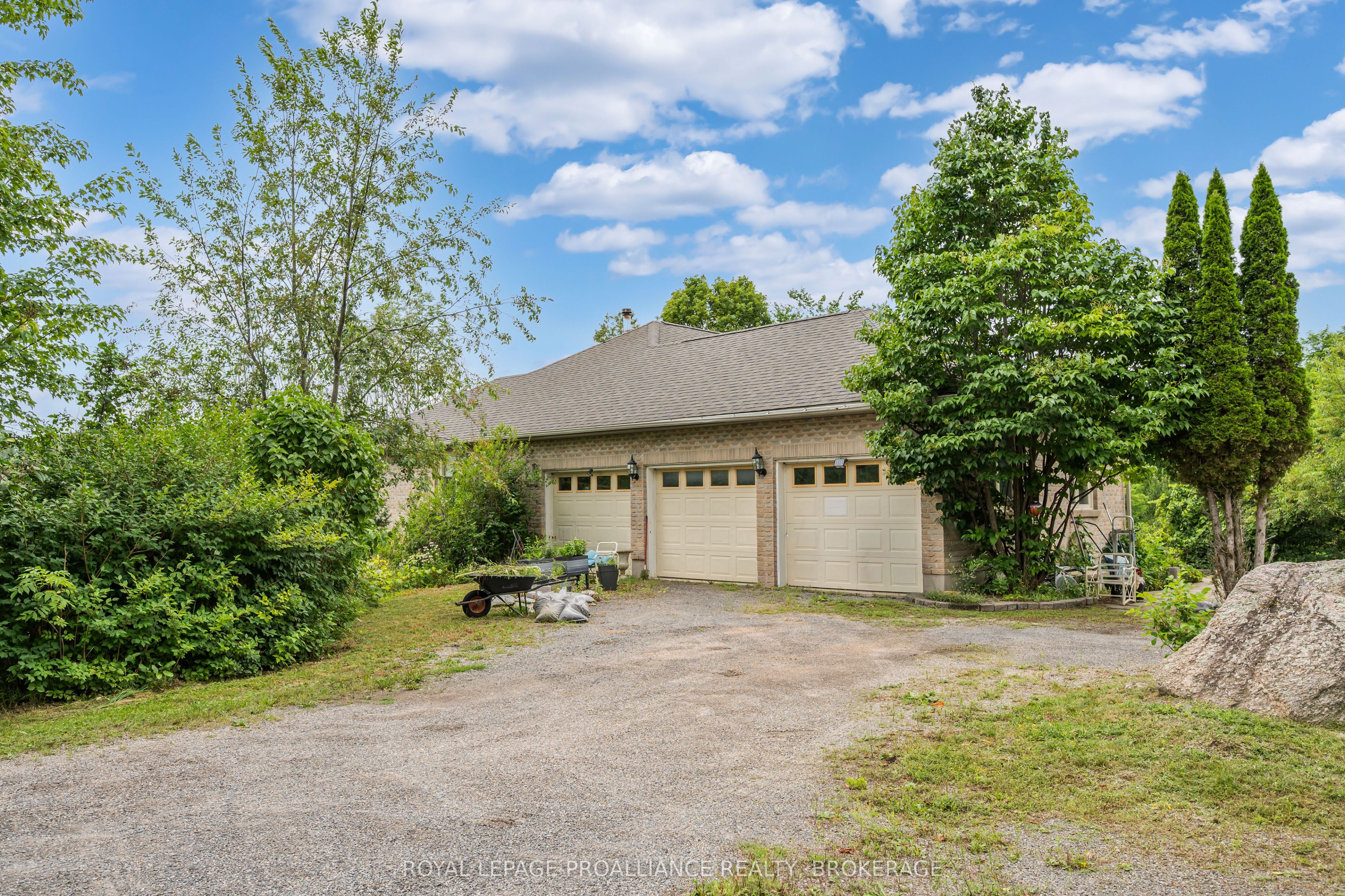 3570 Desert Lake Road, Frontenac, ON K0H 2W0 photo 3