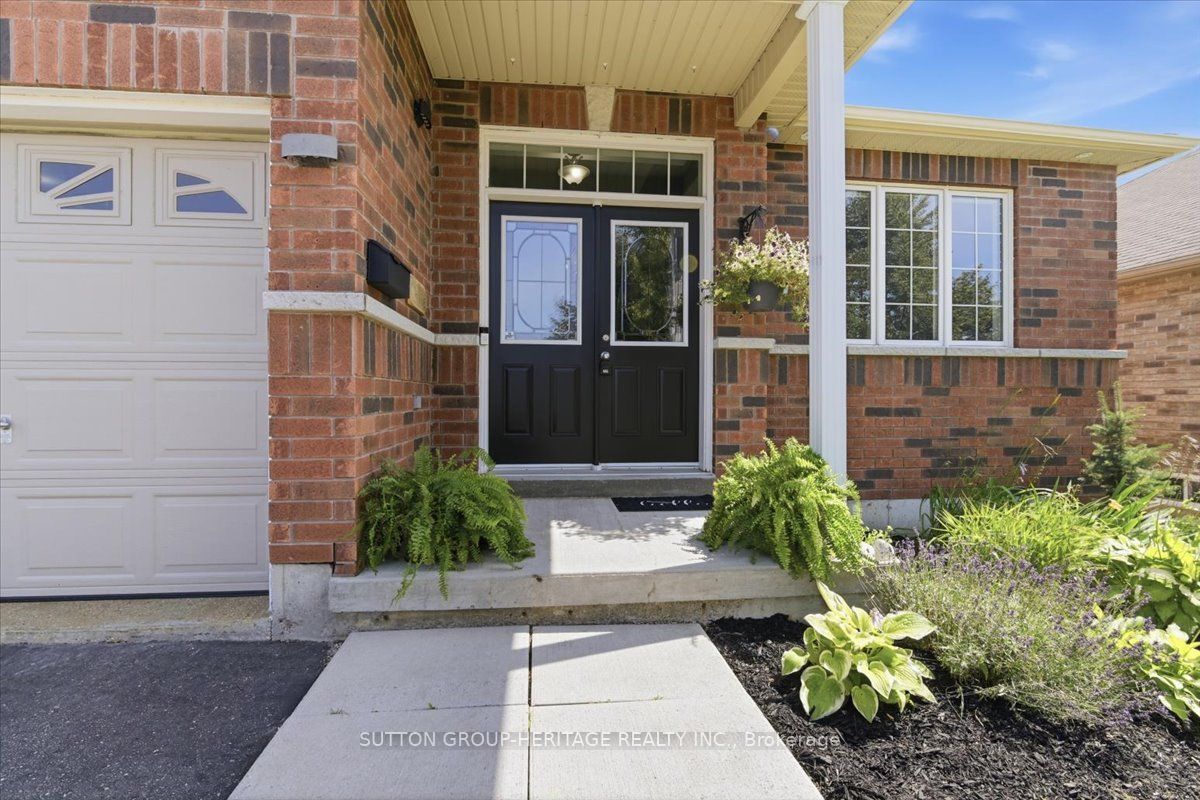 7 Holtom Street, Kawartha Lakes, ON K9V 0C3 photo 4