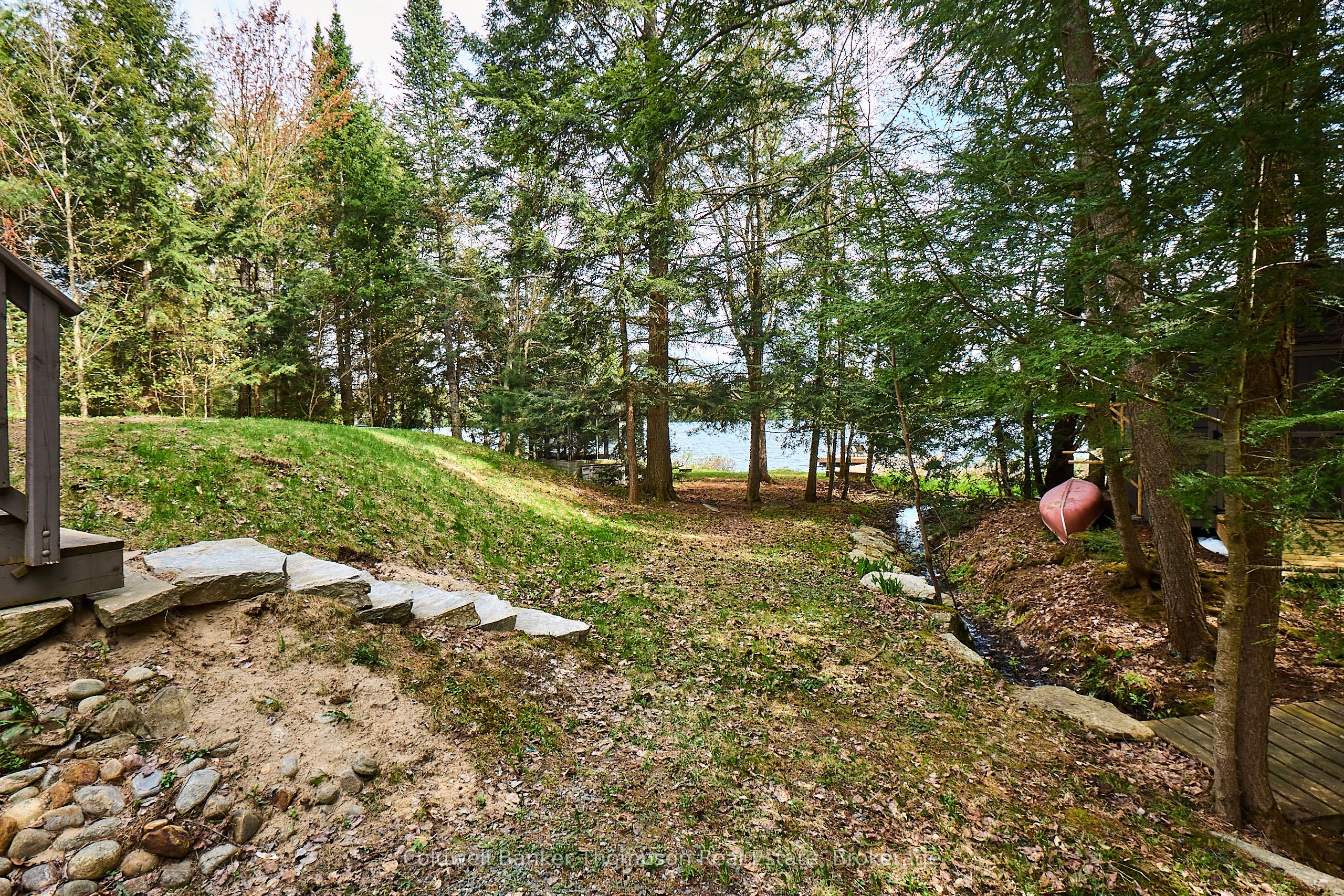 299 Pine Ridge Road, Huntsville, ON P1H 1J3 photo 2