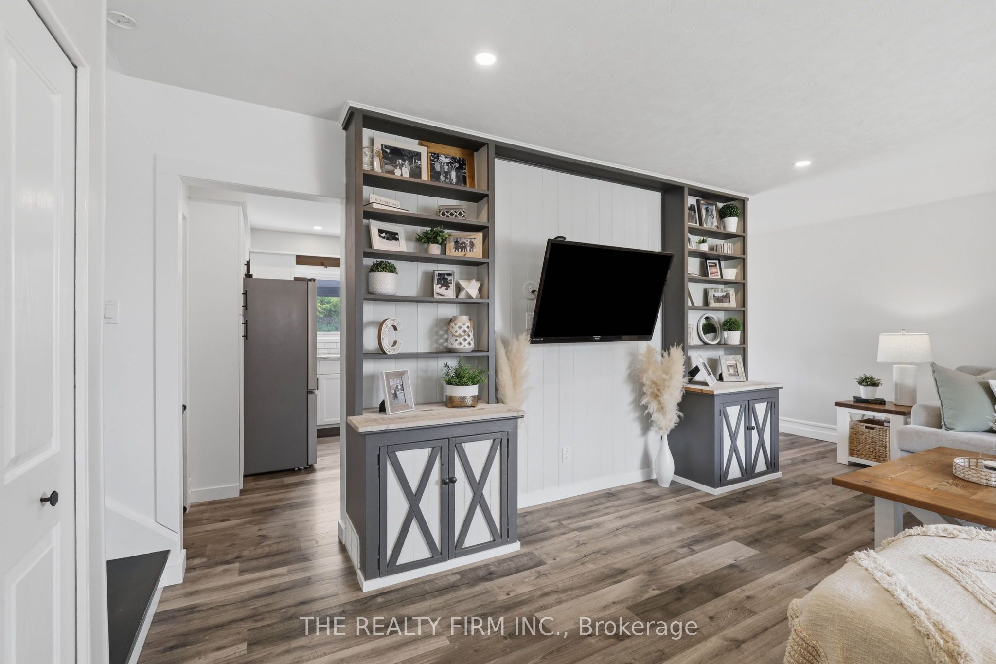 162 Oakwood Drive, Thames Centre, ON N0L 1G3 photo 4