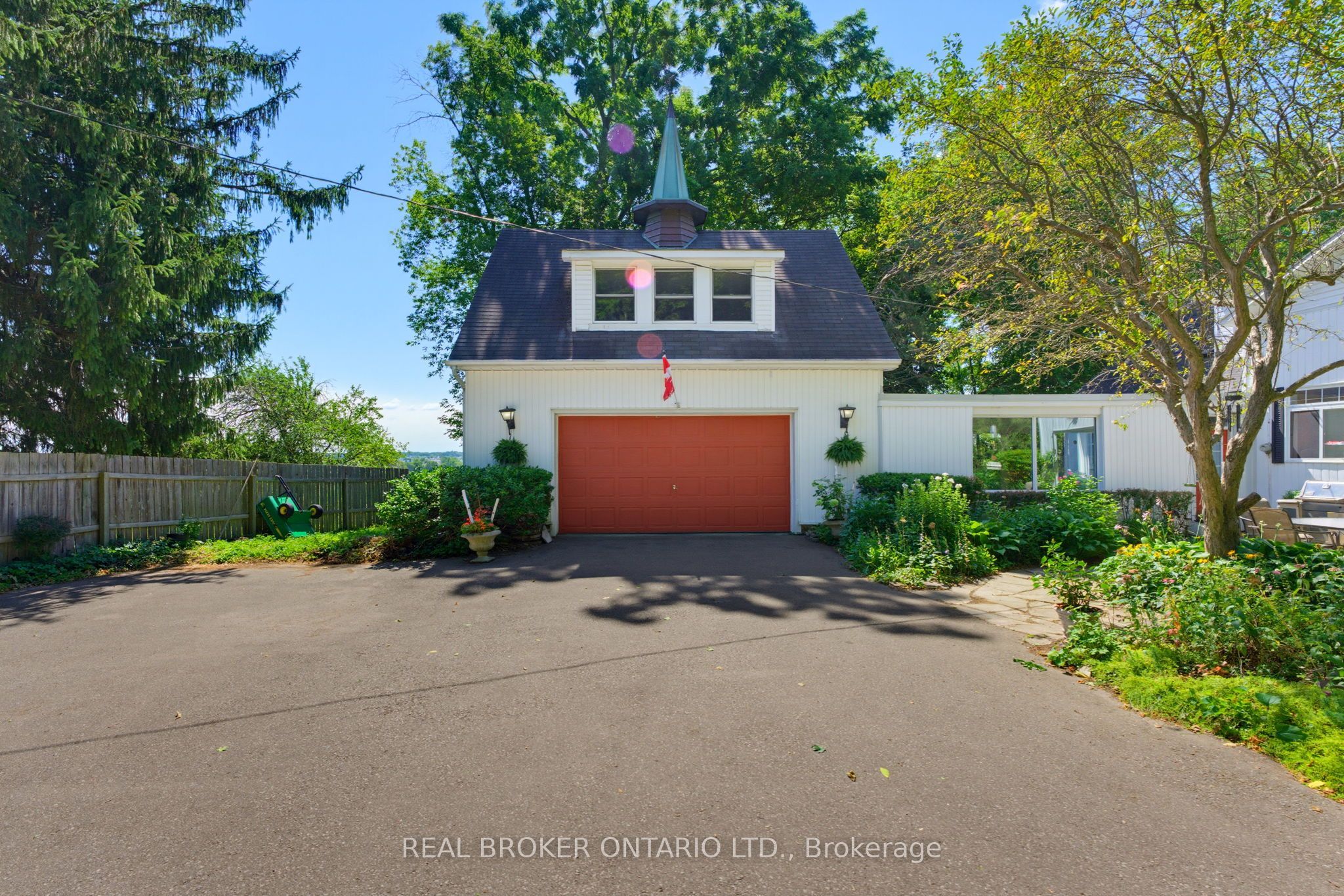 24 Pleasant Ridge Road, Brantford, ON N3T 5L5 photo 3