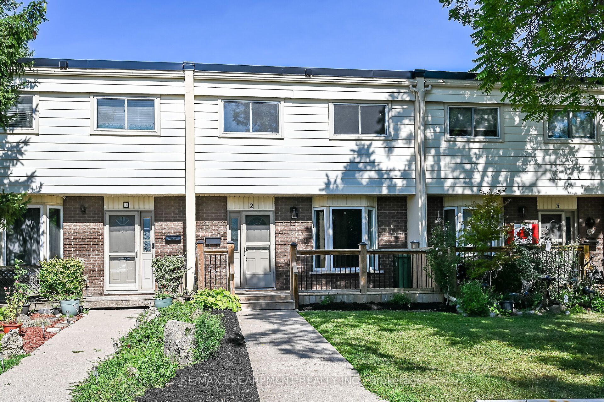 199 YORK Road 2, Hamilton, ON L9H 1M9