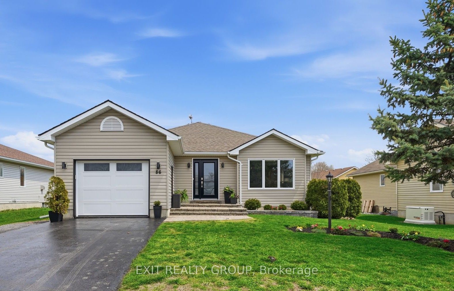 86 Sandbanks Court, Prince Edward County, ON K0K 3L0 photo 4