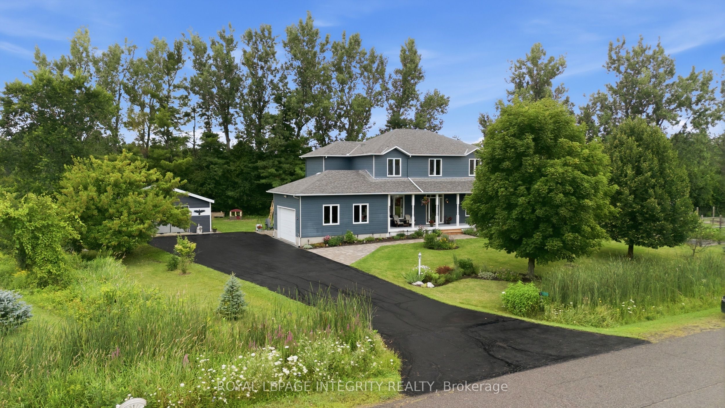 281 Frome Street, Carp - Dunrobin - Huntley - Fitzroy and Area, ON K0A 1X0 photo 2