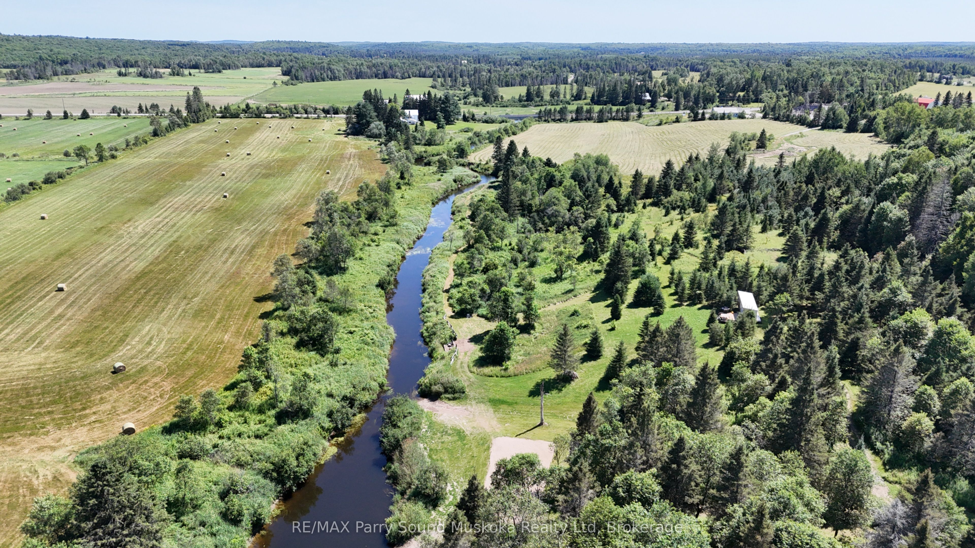 107 Miller Road, Magnetawan, ON P0A 1Z0 photo 5
