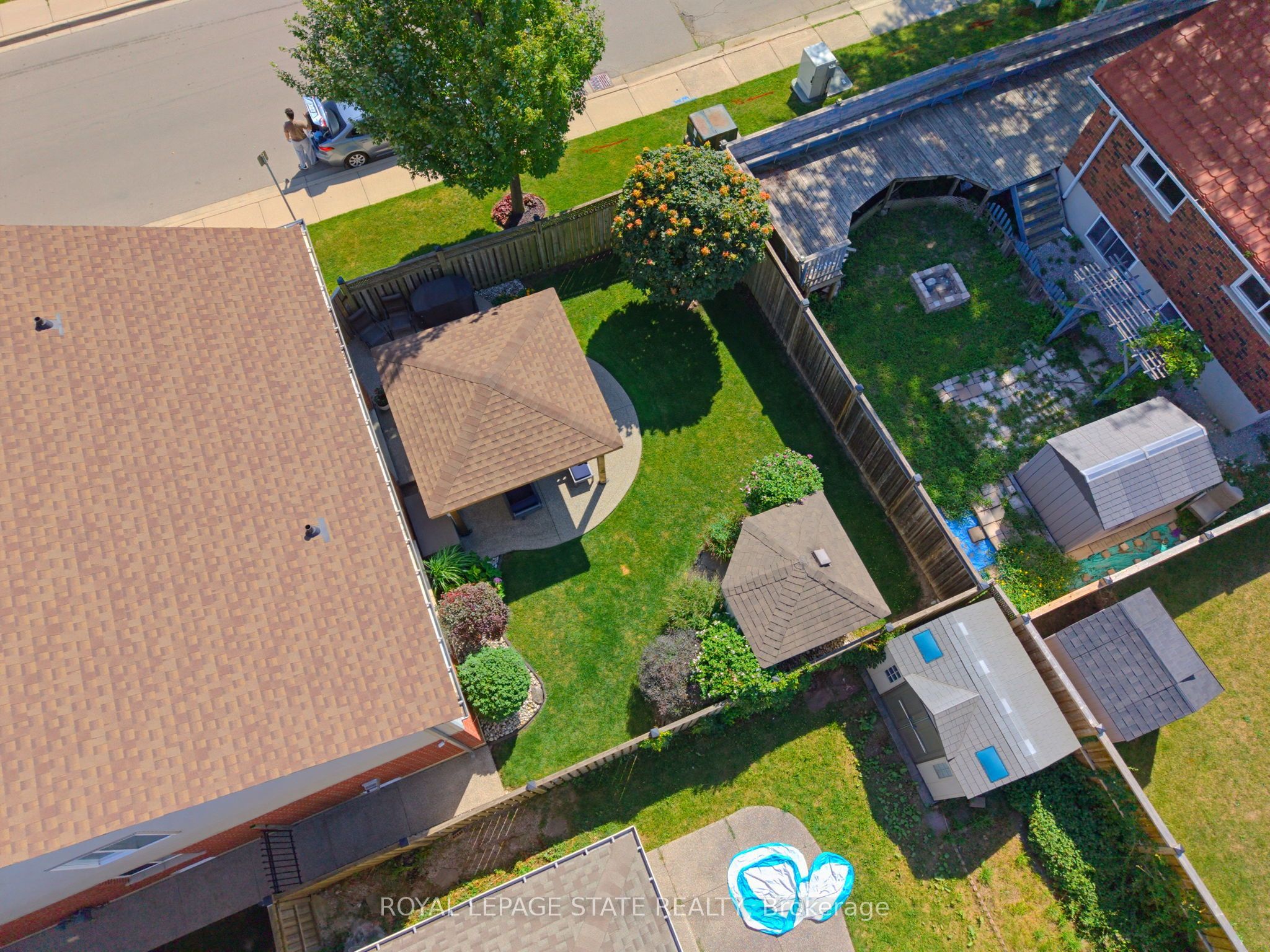 314 Brigadoon Drive, Hamilton, ON L9C 0B7 photo 5