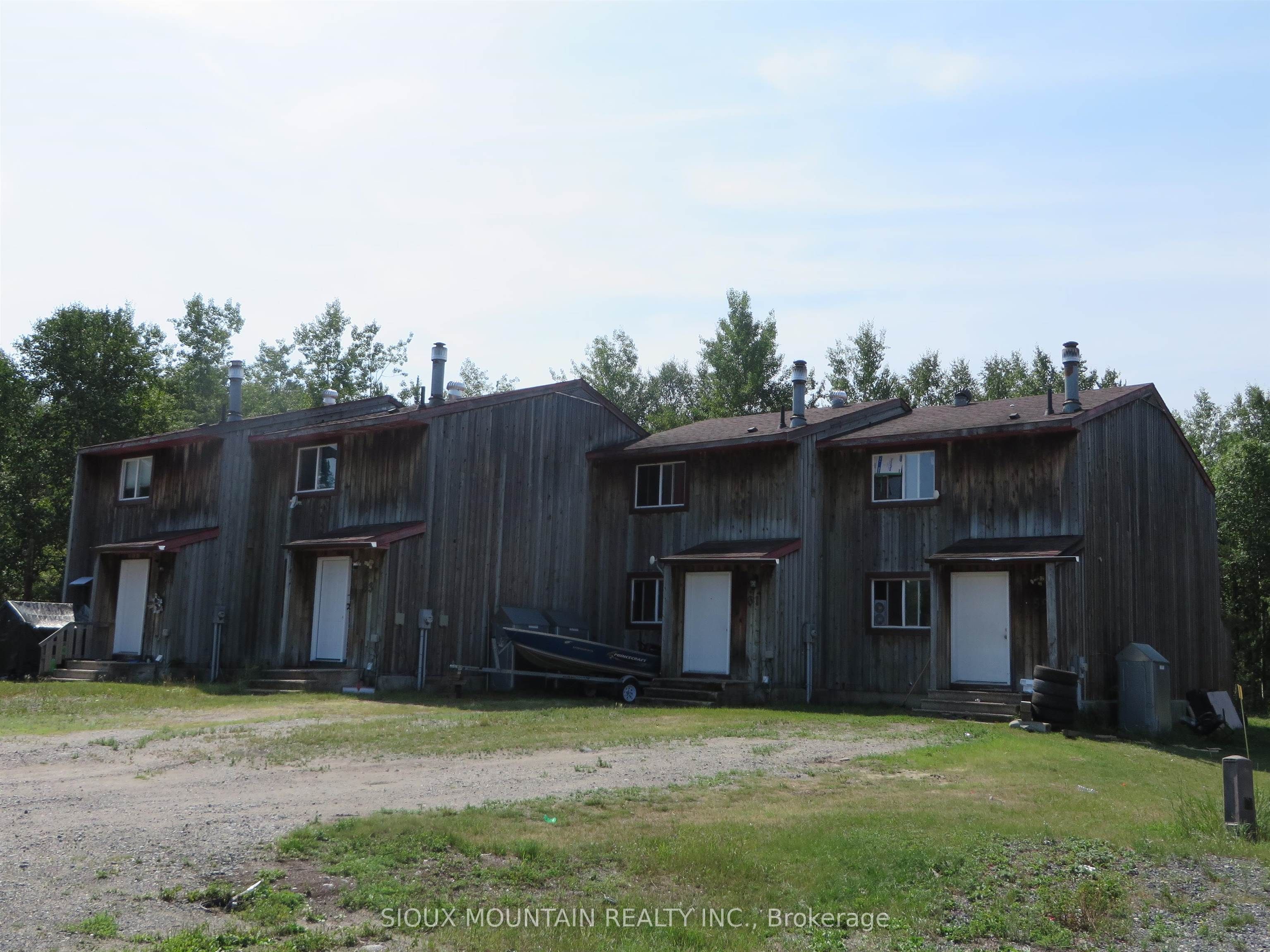 59-65 Lakeview Crescent, Pickle Lake, ON P0V 3A0